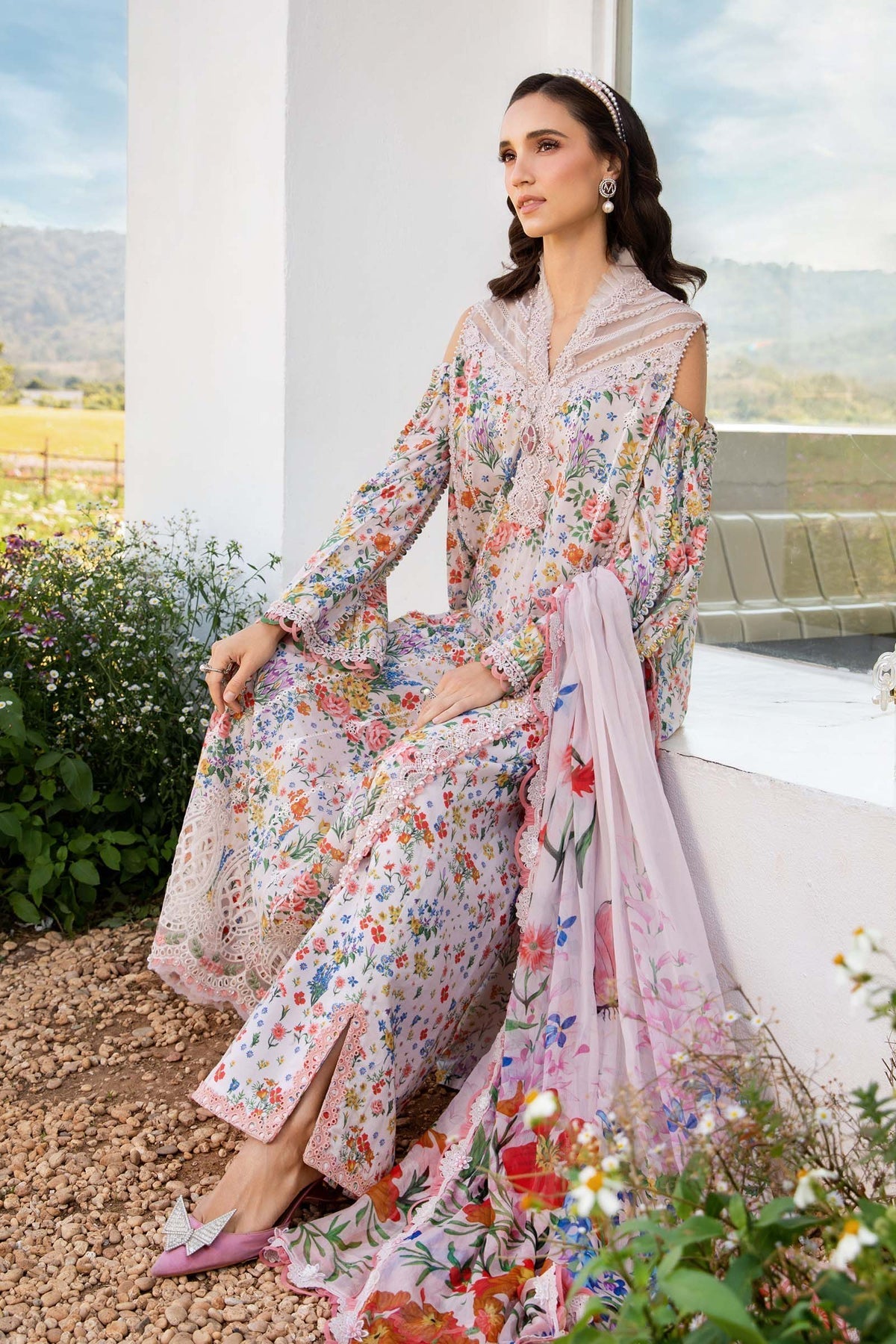 MARIA.B-3PC LAWN PRINTED EMBROIDERED SHIRT WITH CHIFFON PRINT DUPATTA & PRINT TROUSER-PK-3619