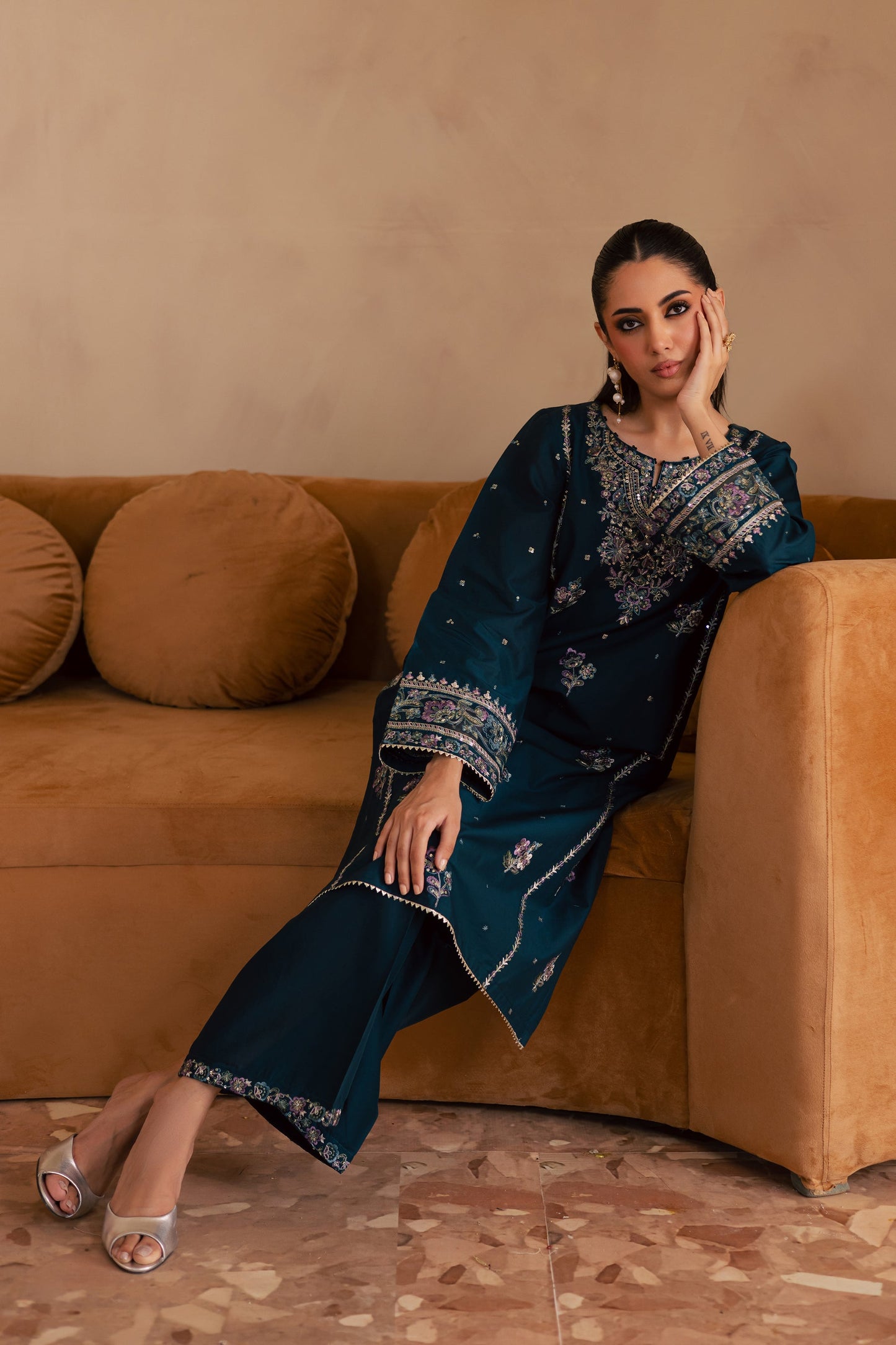 BATIK-UNSTITCHED 2PC DHANAK SEQUIN EMBROIDERED SUIT-PK-109