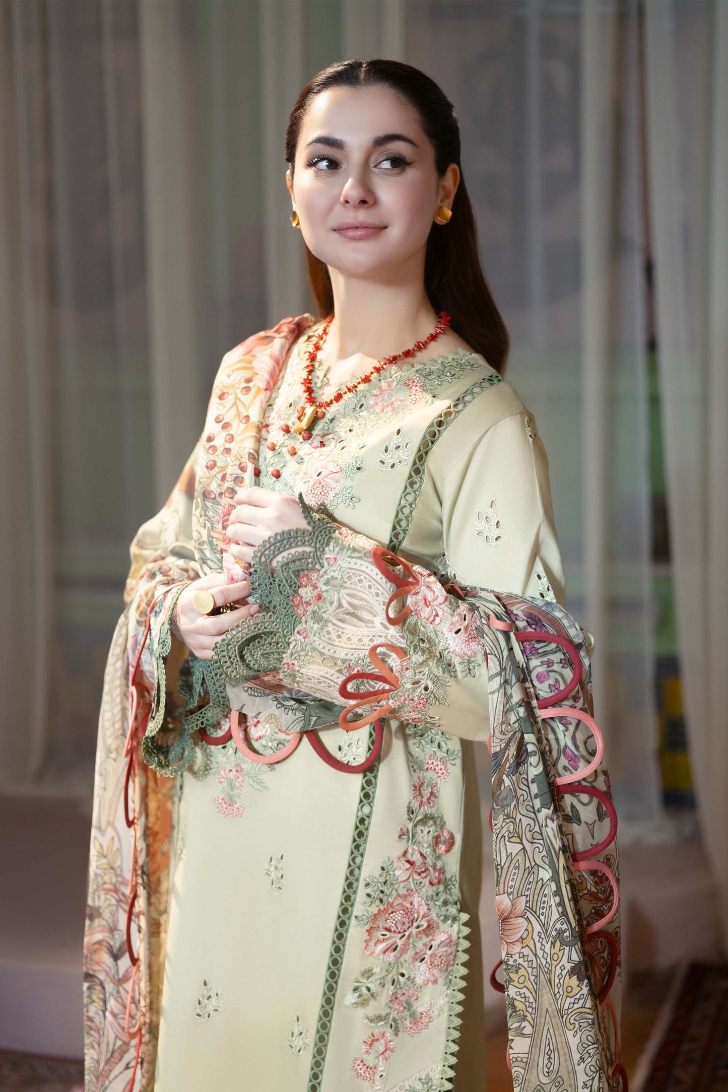 JADE - UNSTITCHED 3PC LAWN EMBROIDERED SUIT-PK-5713