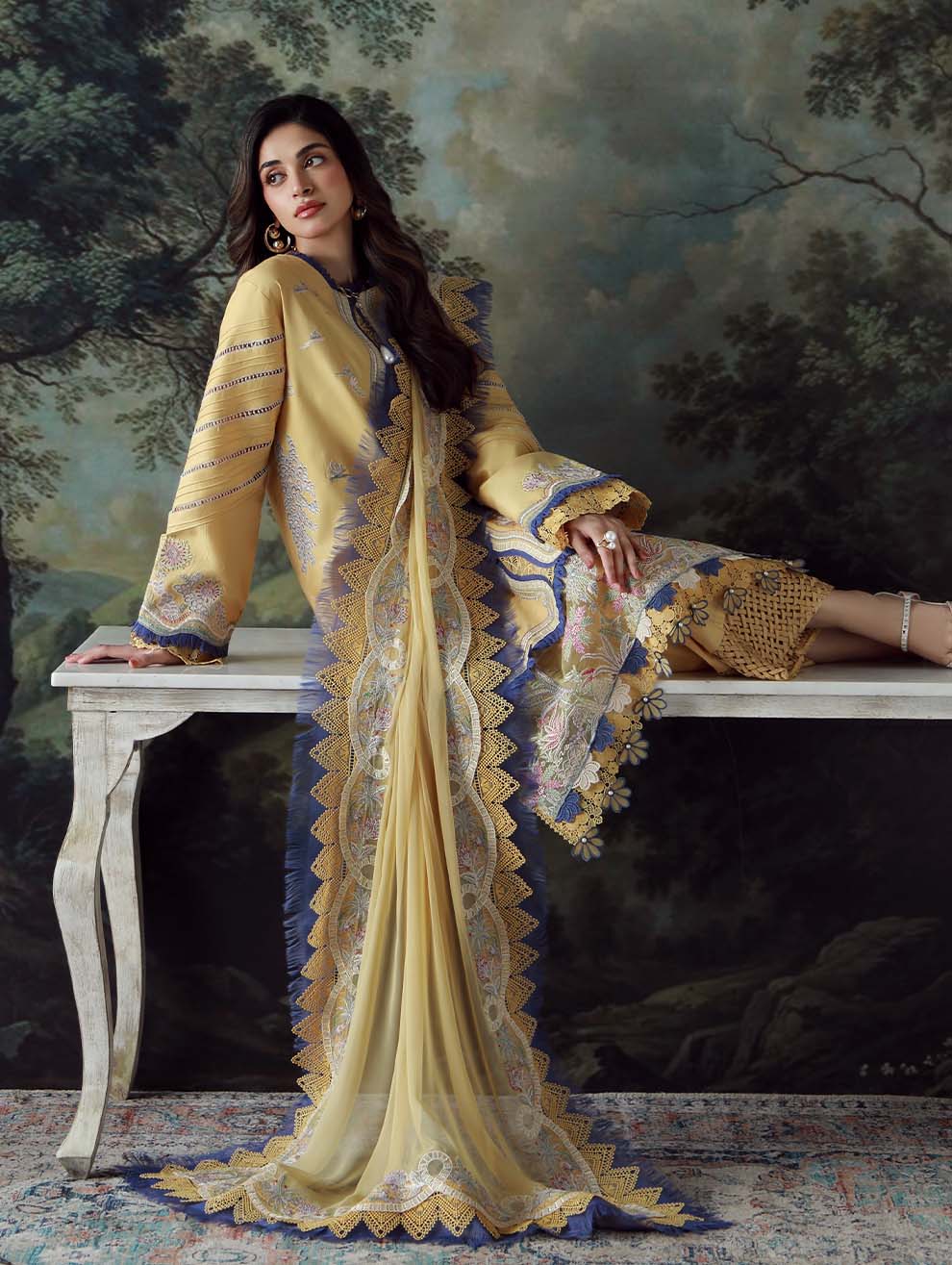JADE - UNSTITCHED 3PC LAWN HEAVY EMBROIDERED SUIT-PK-5721