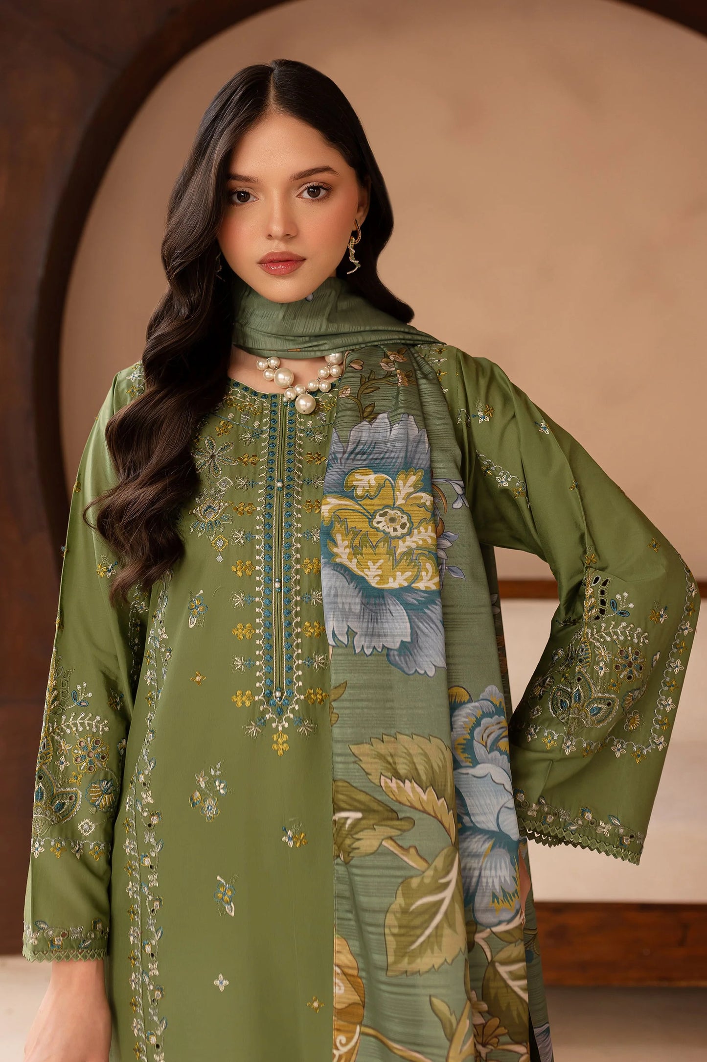 BATIK-3PC LAWN EMBROIDERED SHIRT WITH MONARK PRINT DUPATTA AND EMB TROUSER-PK-5630