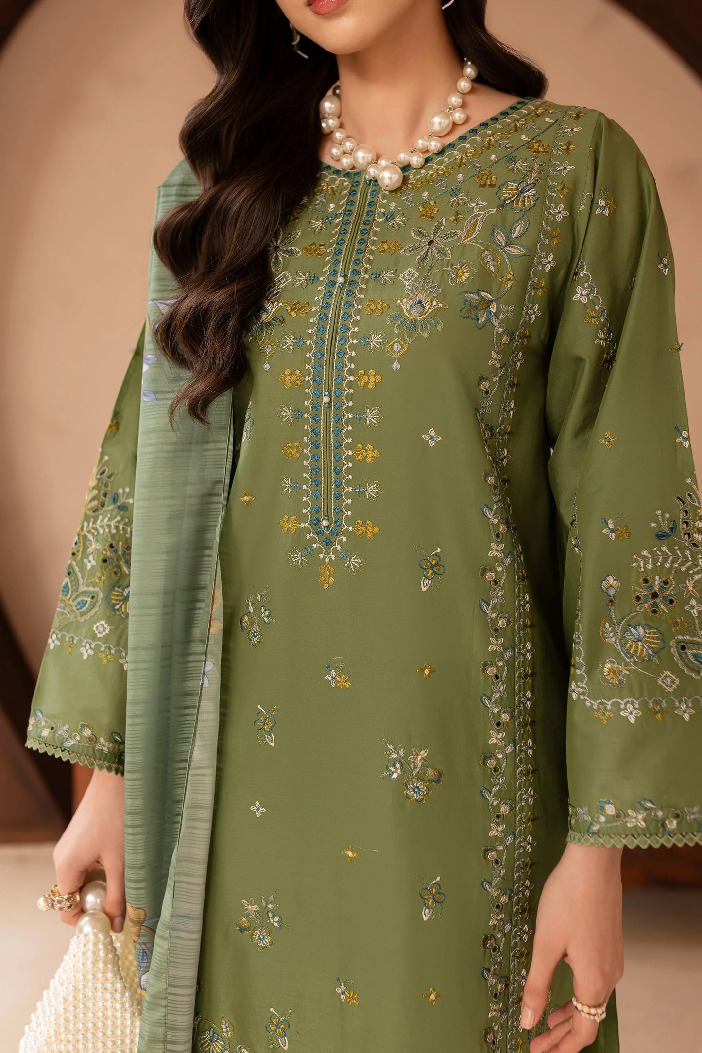 BATIK-3PC LAWN EMBROIDERED SHIRT WITH MONARK PRINT DUPATTA AND EMB TROUSER-PK-5630