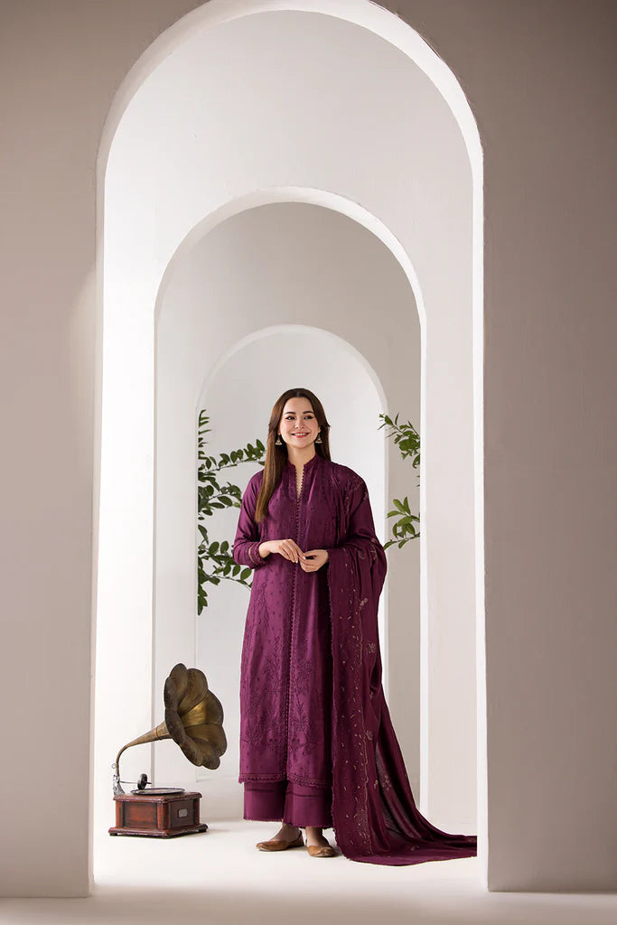 SOBIA NAZIR - 3PC DHANAK EMBROIDERED SHIRT WITH DHANAK EMBROIDERED SHAWL AND TROUSE-PK-5535