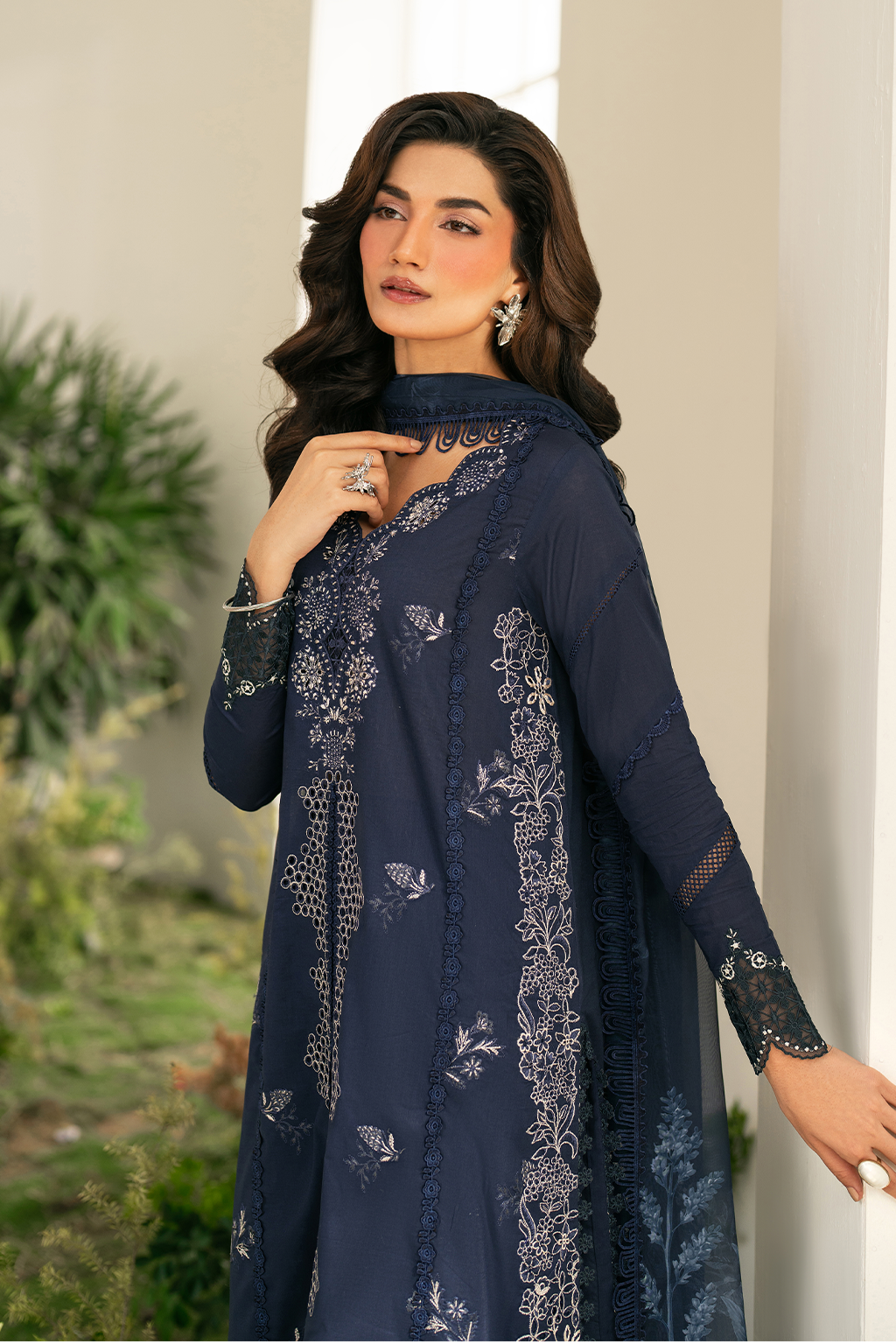 IZNIK-UNSTITCHED 3PC DHANAK CHIKANKARI EMBROIDERED SUIT-PK-5816