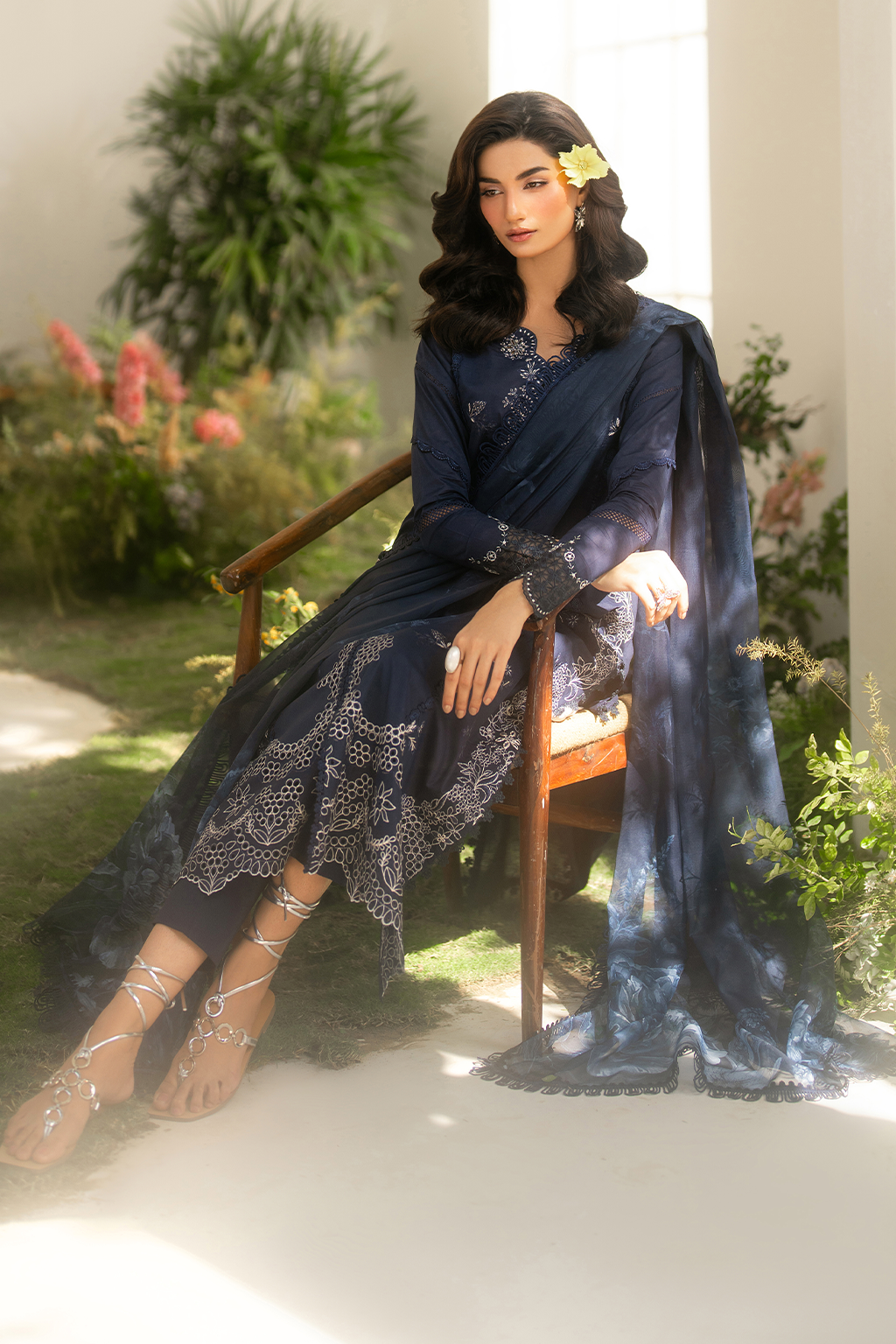 IZNIK-UNSTITCHED 3PC DHANAK CHIKANKARI EMBROIDERED SUIT-PK-5816