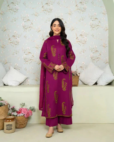 SAPPHIRE-3PC LAWN EMBROIDERED SHIRT WITH BAMBER CHIFFON DUPATTA AND TROUSER-PK-5576
