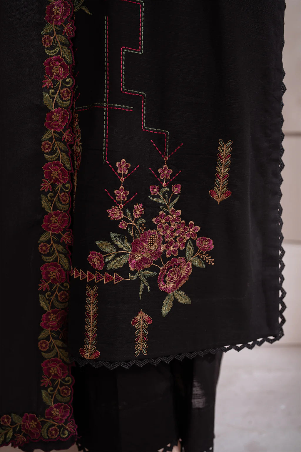 IZNIK-UNSTITCHED 3PC DHANAK EMBROIDERED SUIT-PK-3604
