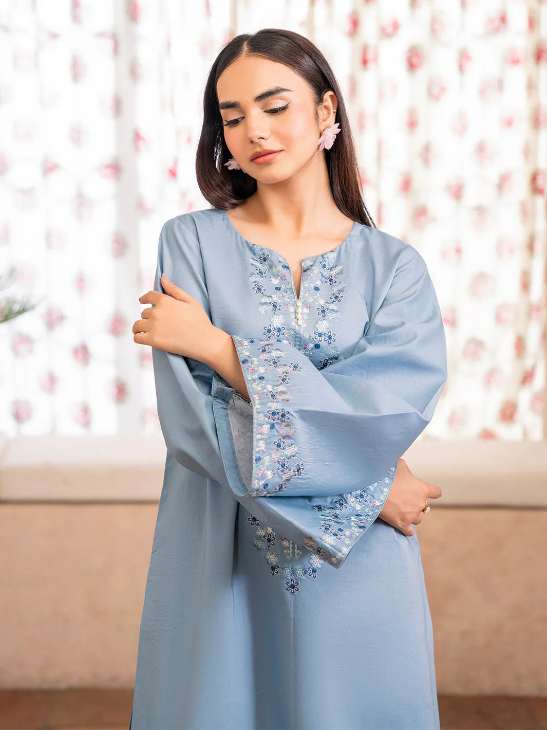 IZEL-UNSTITCHED 2PC DHANAK EMBROIDERED SUIT-PK-5755