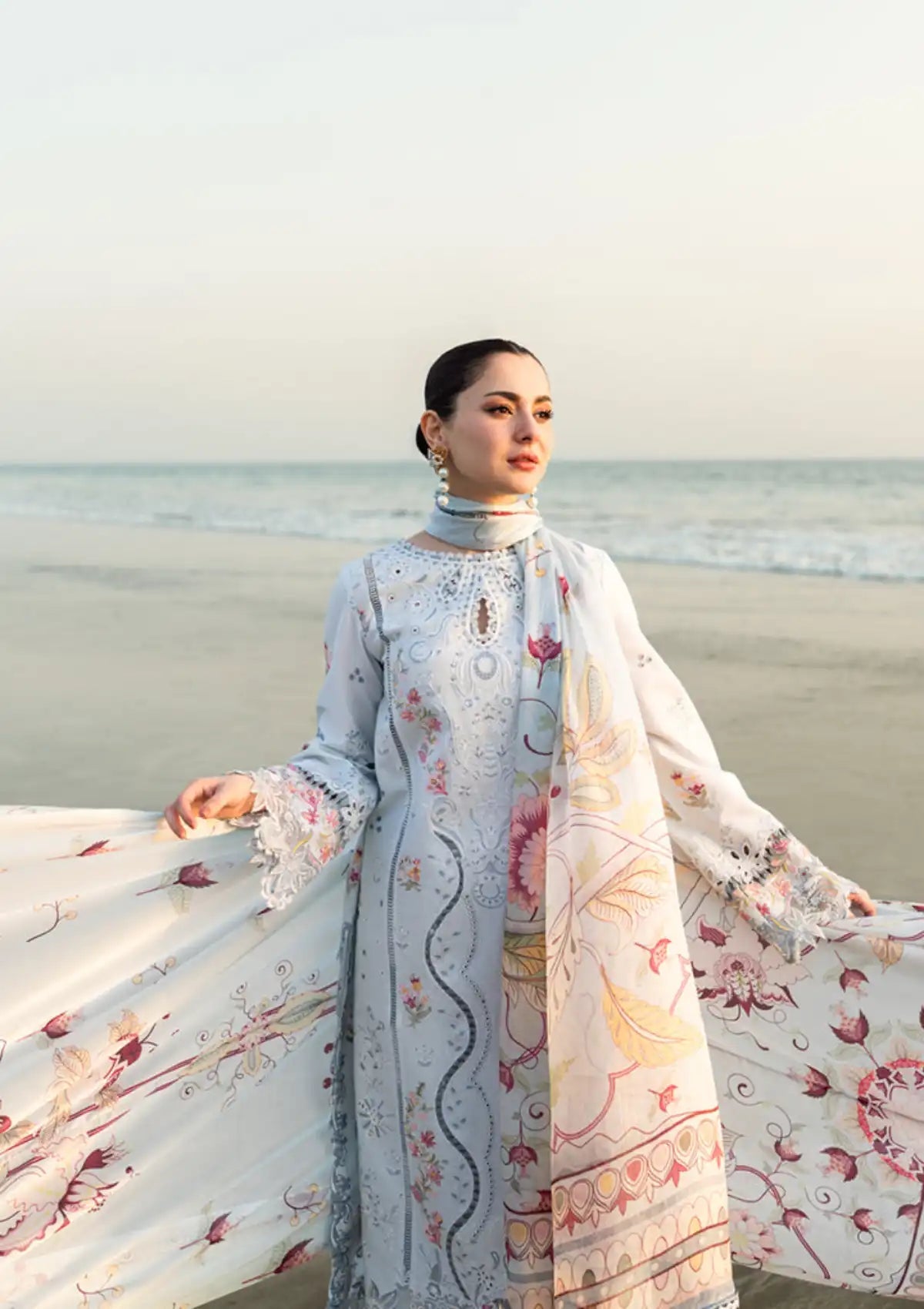 QALAMQAR - UNSTITCHED 3PC LAWN EMBROIDERED SUIT-PK-5733