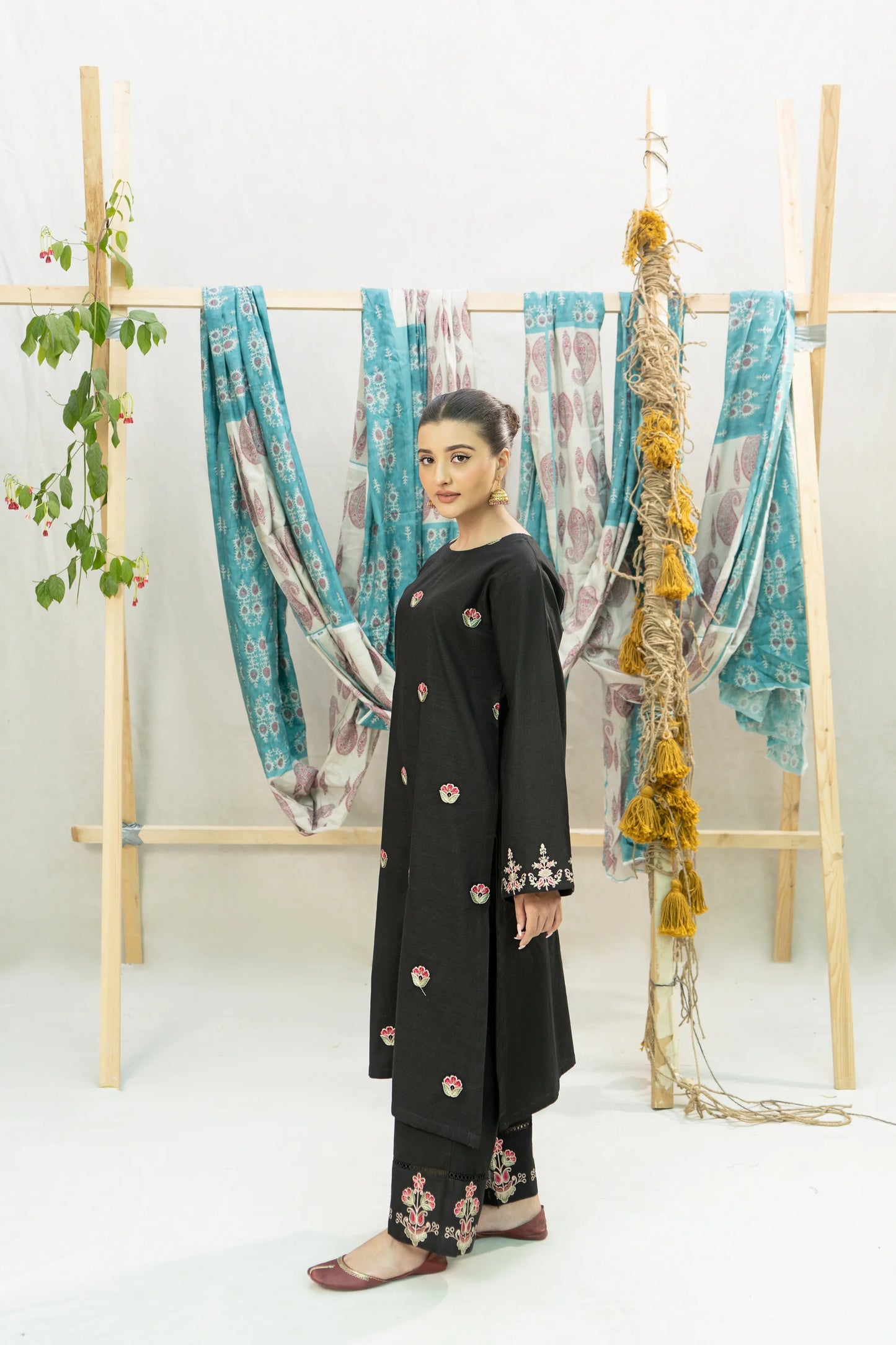 URGE-2PC DHANAK EMBROIDERED SHIRT WITH DHANAK EMBROIDERED TROUSER-EP-5009