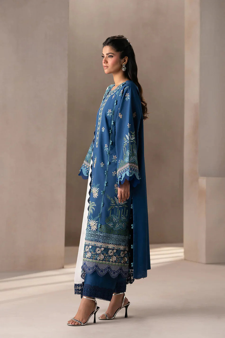 ETHNC-UNSTITCHED 3PC DHANAK HEAVY EMBROIDERED SUIT-PK-5803