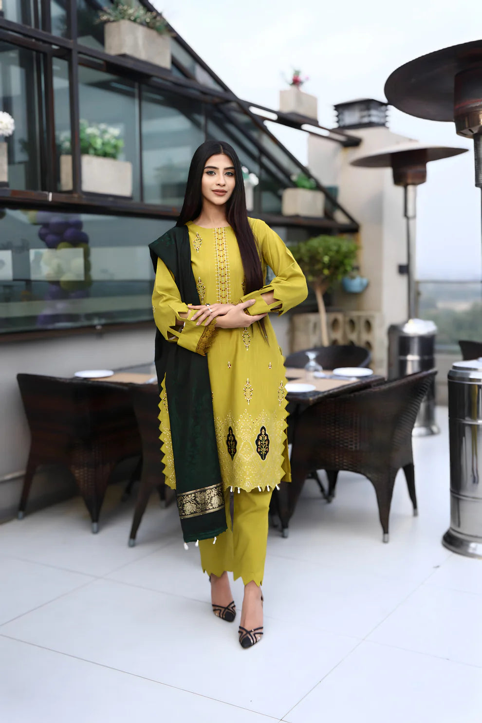 ELAAN-3PC KHADDAR CUTWORK EMBROIDERED SHIRT WITH KASHMIRI JACQUARD WOOL SHAWL-EP-5524
