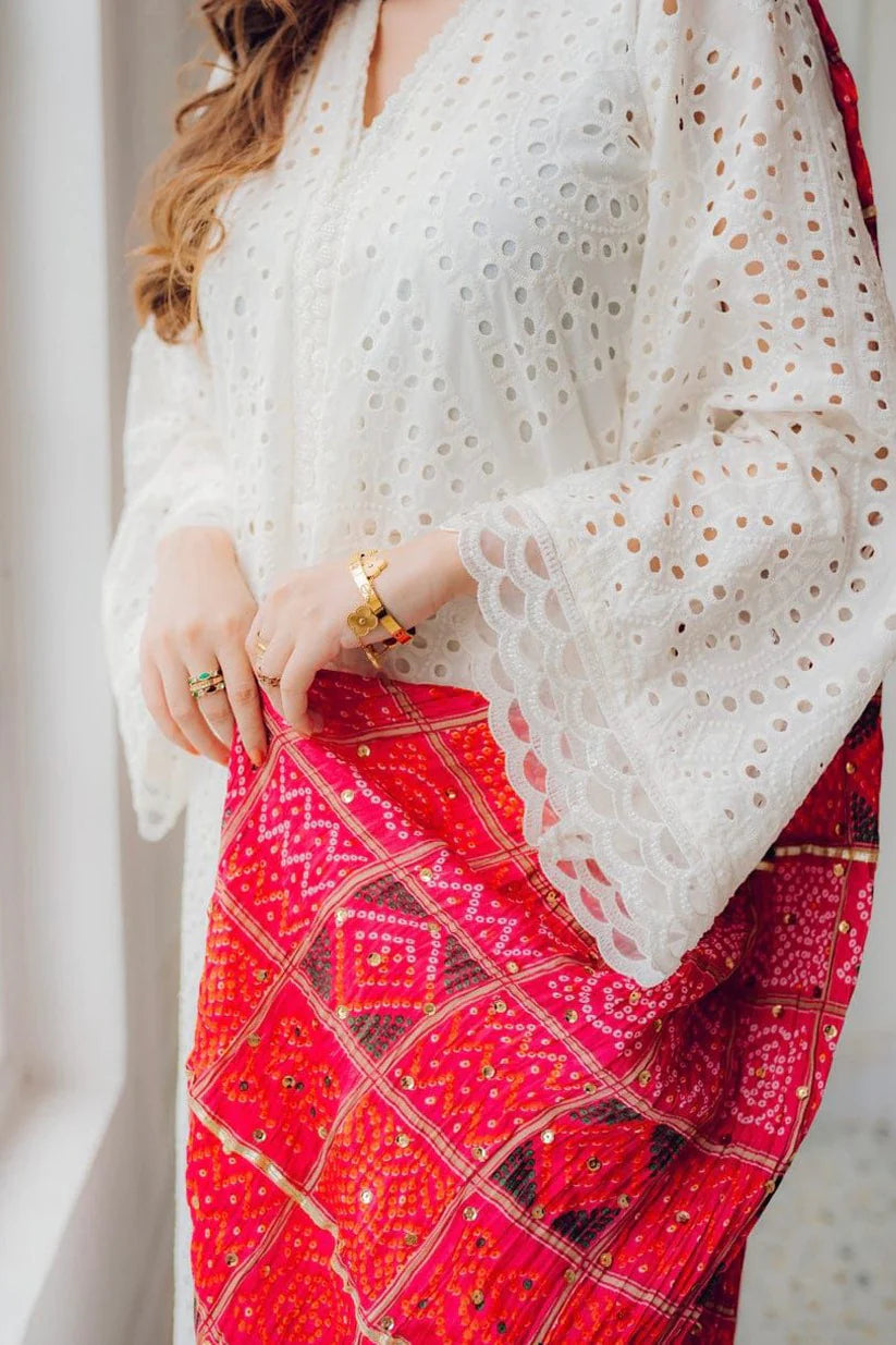 MARIA-B 3PC LAWN CHIKENKARI EMBROIDERED SHIRT WITH CHUNRI PRINT DUPATTA & TROUSER-PK-4002