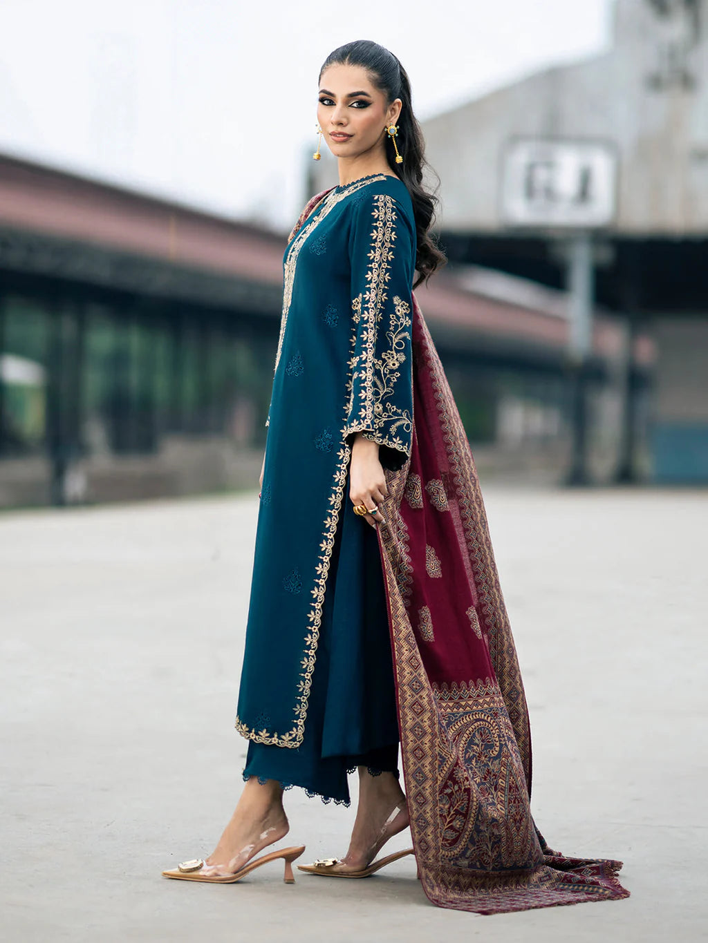 IZEL-UNSTITCHED 3PC DHANAK EMBROIDERED SUIT-PK-5806