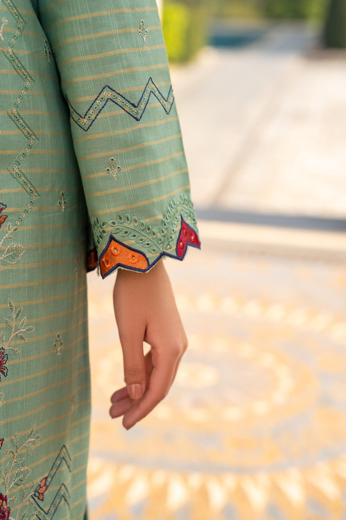 PULK-3PC KHADDAR EMBROIDERED SHIRT WITH VELVET EMBROIDERED READY TO WEAR SHAWL-PK-5530