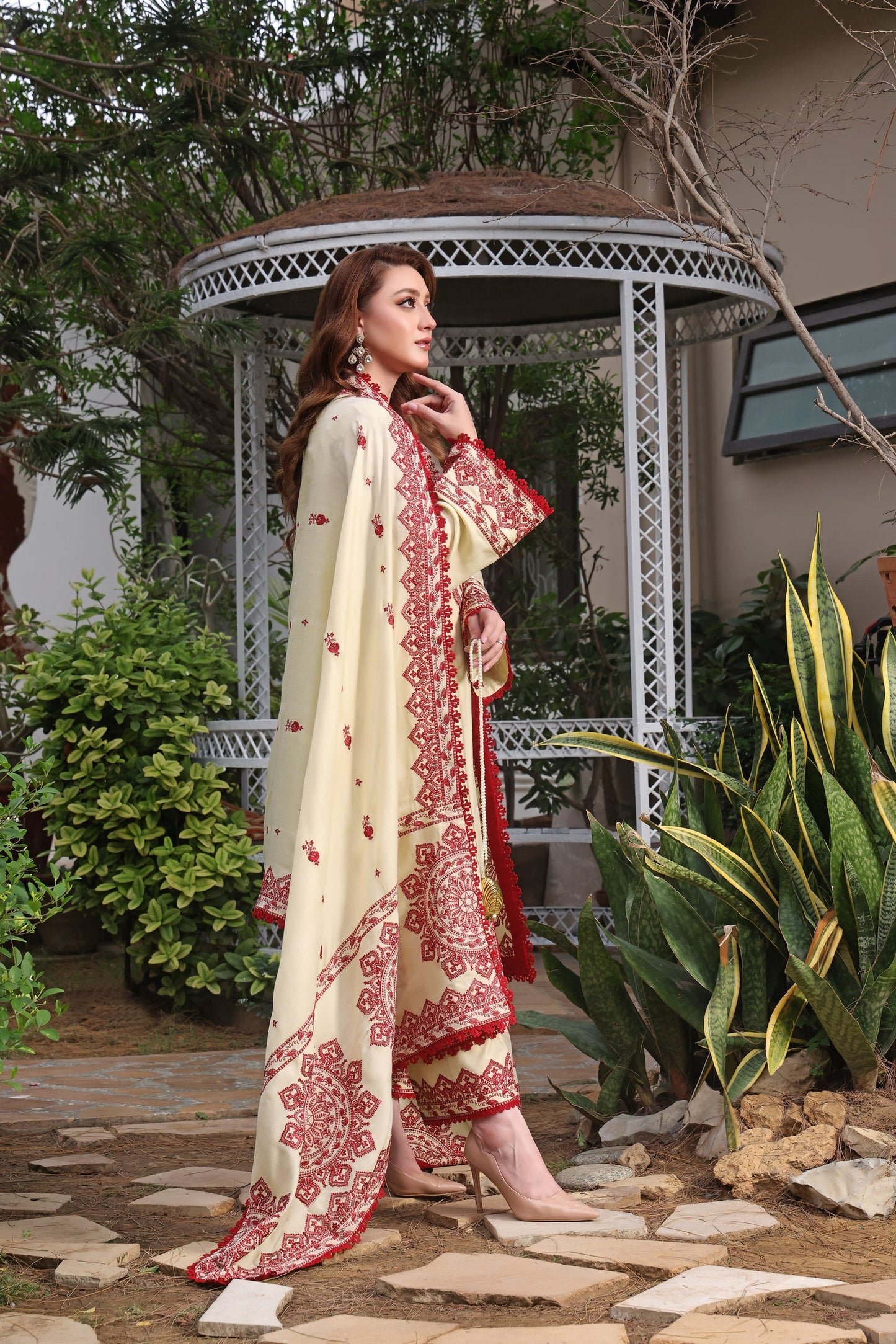 ASIM JOFA-UNSTITCHED 3PC DHANAK HEAVY EMBROIDERED SUIT-PK-5809