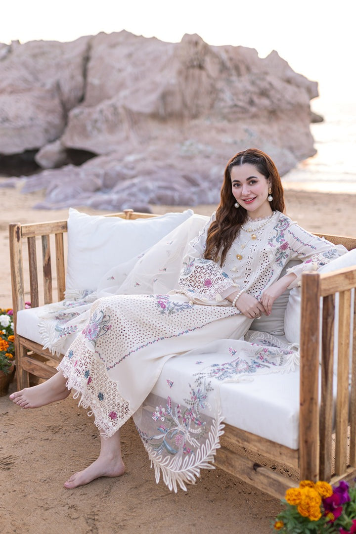 QALAMQAR- 3PC CHIKENKARI LAWN EMBROIDERED SHIRT WITH ORGANZA HEAVY EMBROIDERED READY TO WEAR DUPATTA-EP-5209