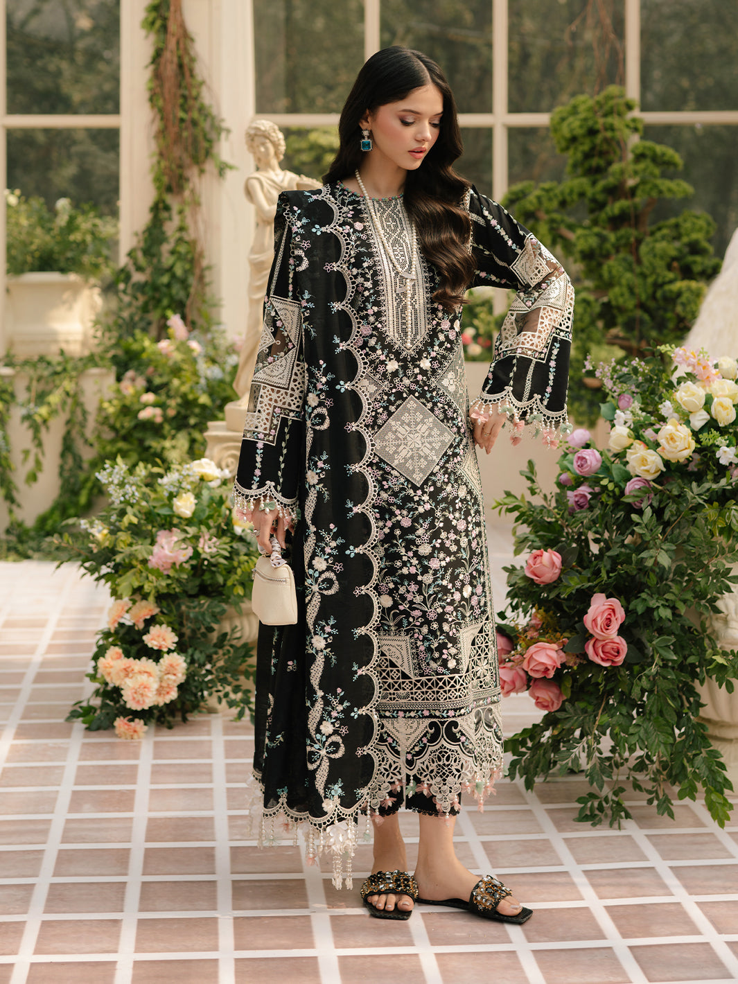 BIN ILYAS-UNSTITCHED 3PC LAWN HEAVY EMBROIDERED SUIT-PK-4725