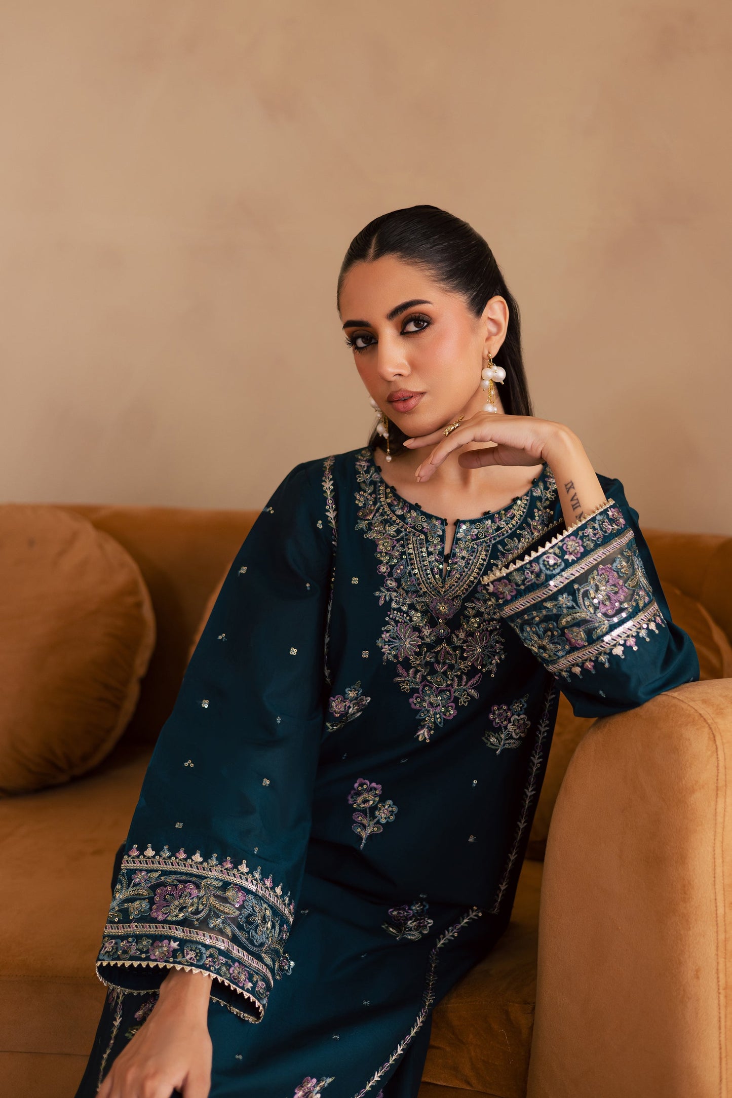 BATIK-UNSTITCHED 2PC DHANAK SEQUIN EMBROIDERED SUIT-PK-109