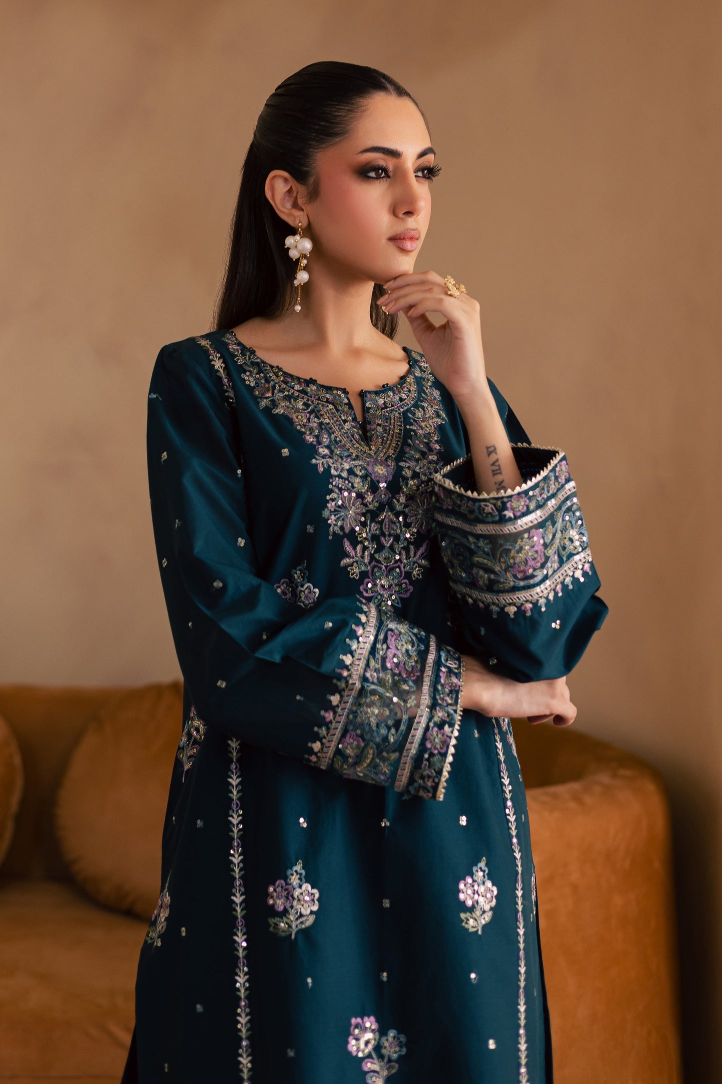 BATIK-UNSTITCHED 2PC DHANAK SEQUIN EMBROIDERED SUIT-PK-109