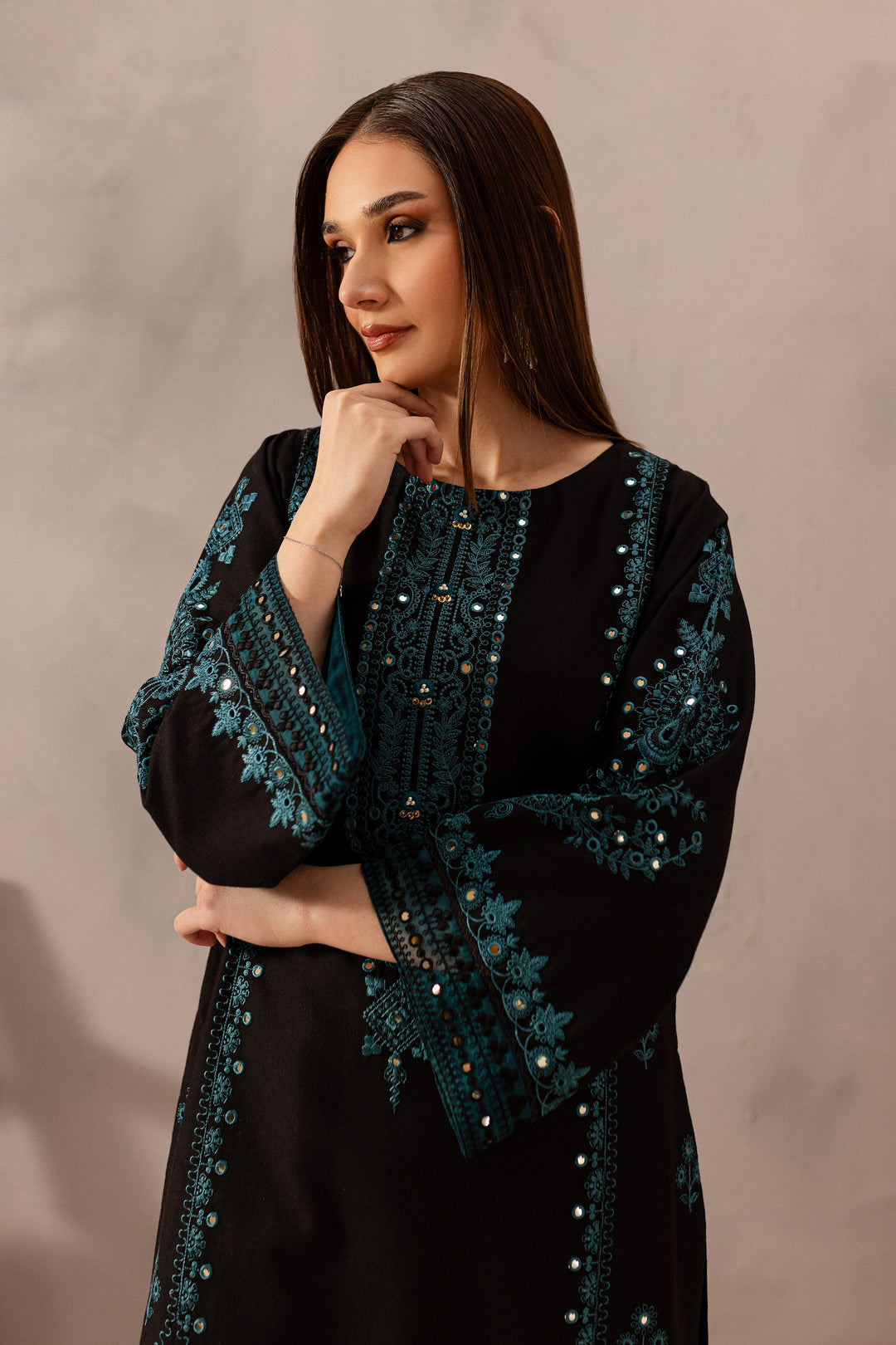 BATIK-2PC SEQUIN LAWN EMBROIDERED SHIRT WITH SEQUIN LAWN EMBROIDERED TROUSER-PK-5585