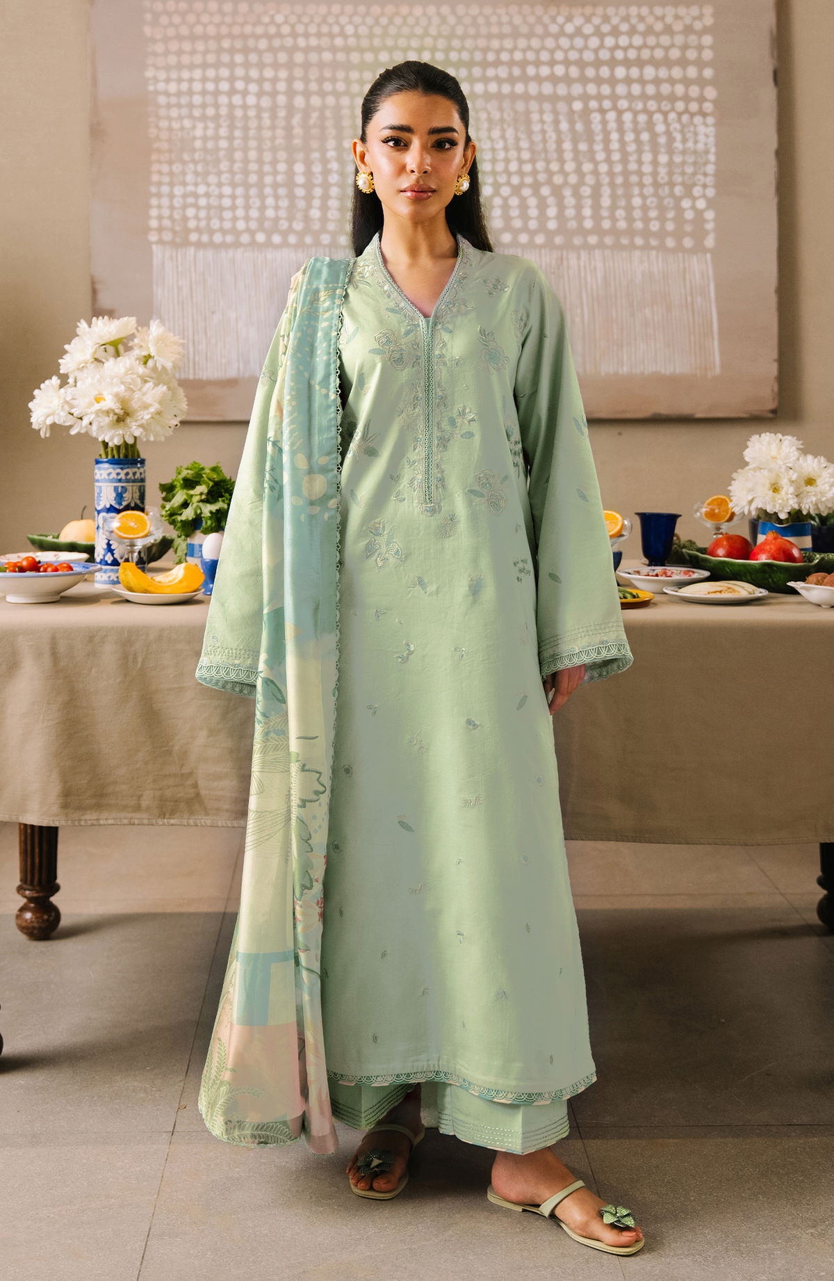 IZEL-UNSTITCHED 3PC LAWN EMBROIDERED SUIT-PK-4825