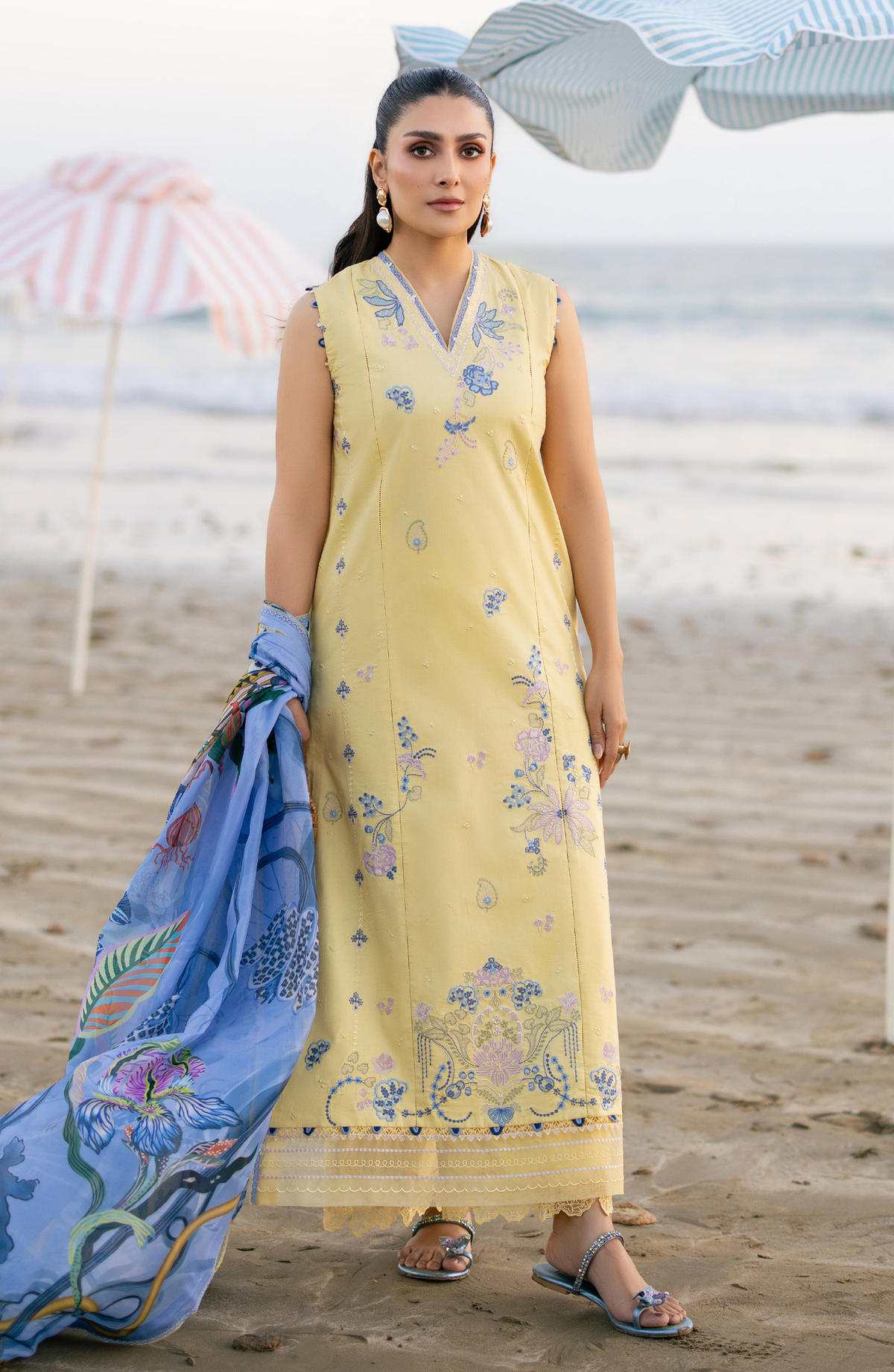 SERAN-UNSTITCHED 3PC LAWN EMBROIDERED SUIT-PK-4850