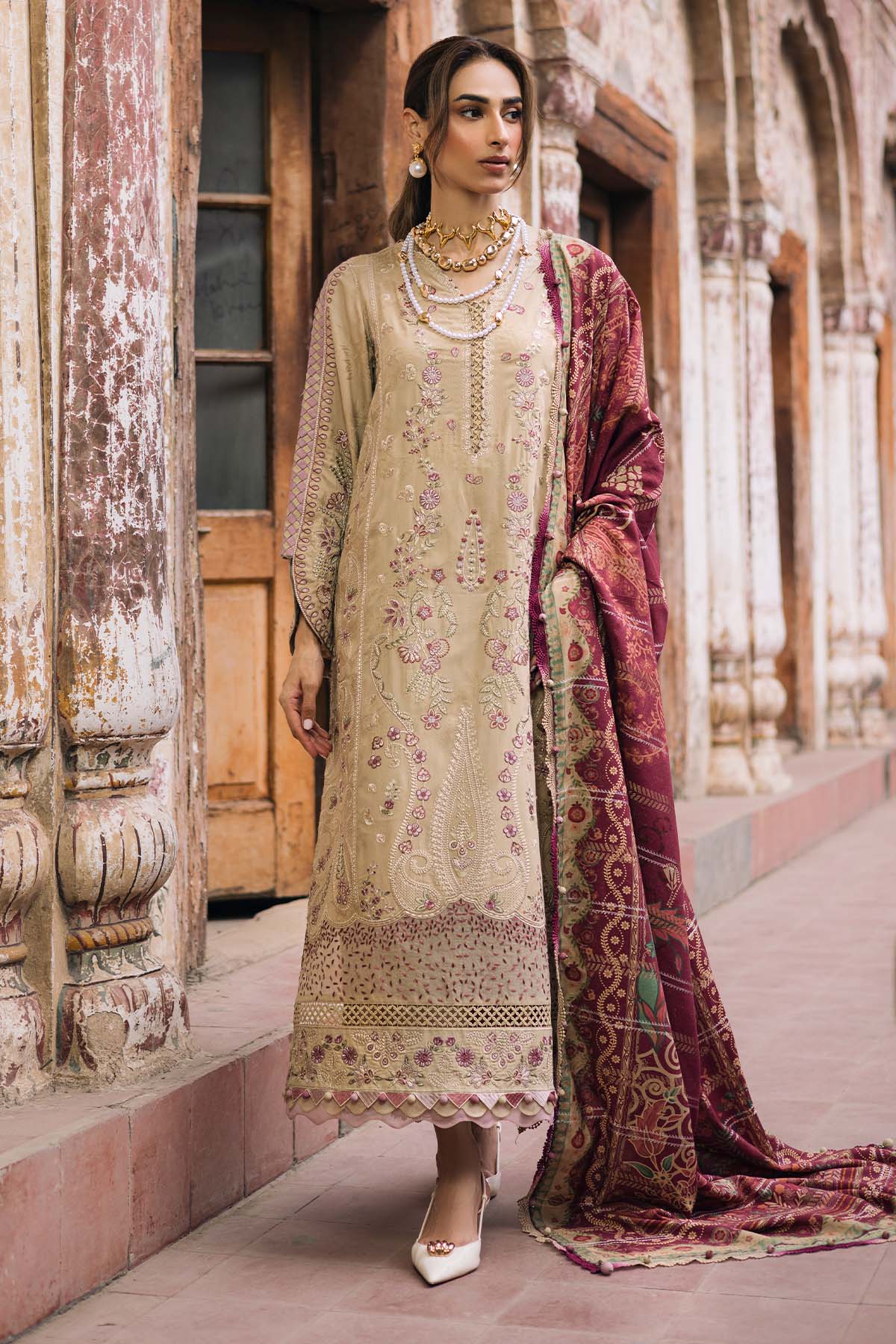 NUREH-UNSTITCHED 3PC DHANAK EMBROIDERED SUIT-PK-4341