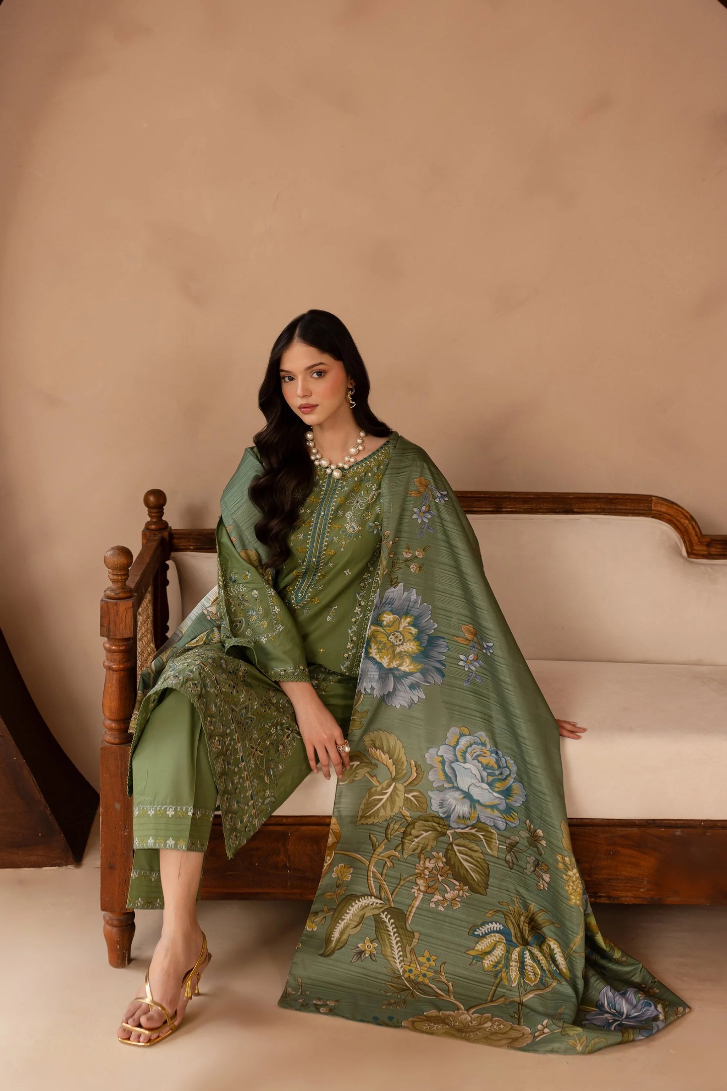 BATIK-3PC LAWN EMBROIDERED SHIRT WITH MONARK PRINT DUPATTA AND EMB TROUSER-PK-5630