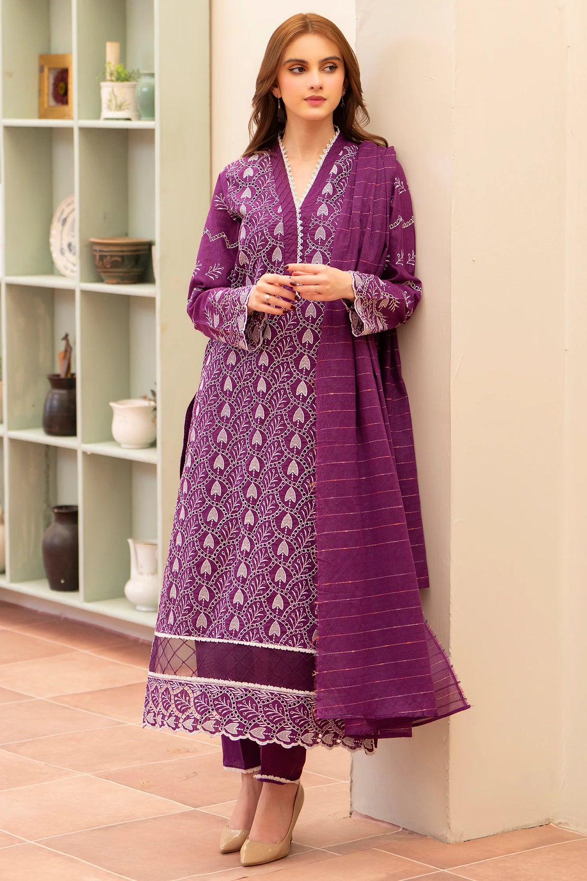 MIRAKHI-3PC LAWN CHIKENKARI EMBROIDERED SHIRT WITH LAWN TUBE SLUB DUPATTA-PK-5673