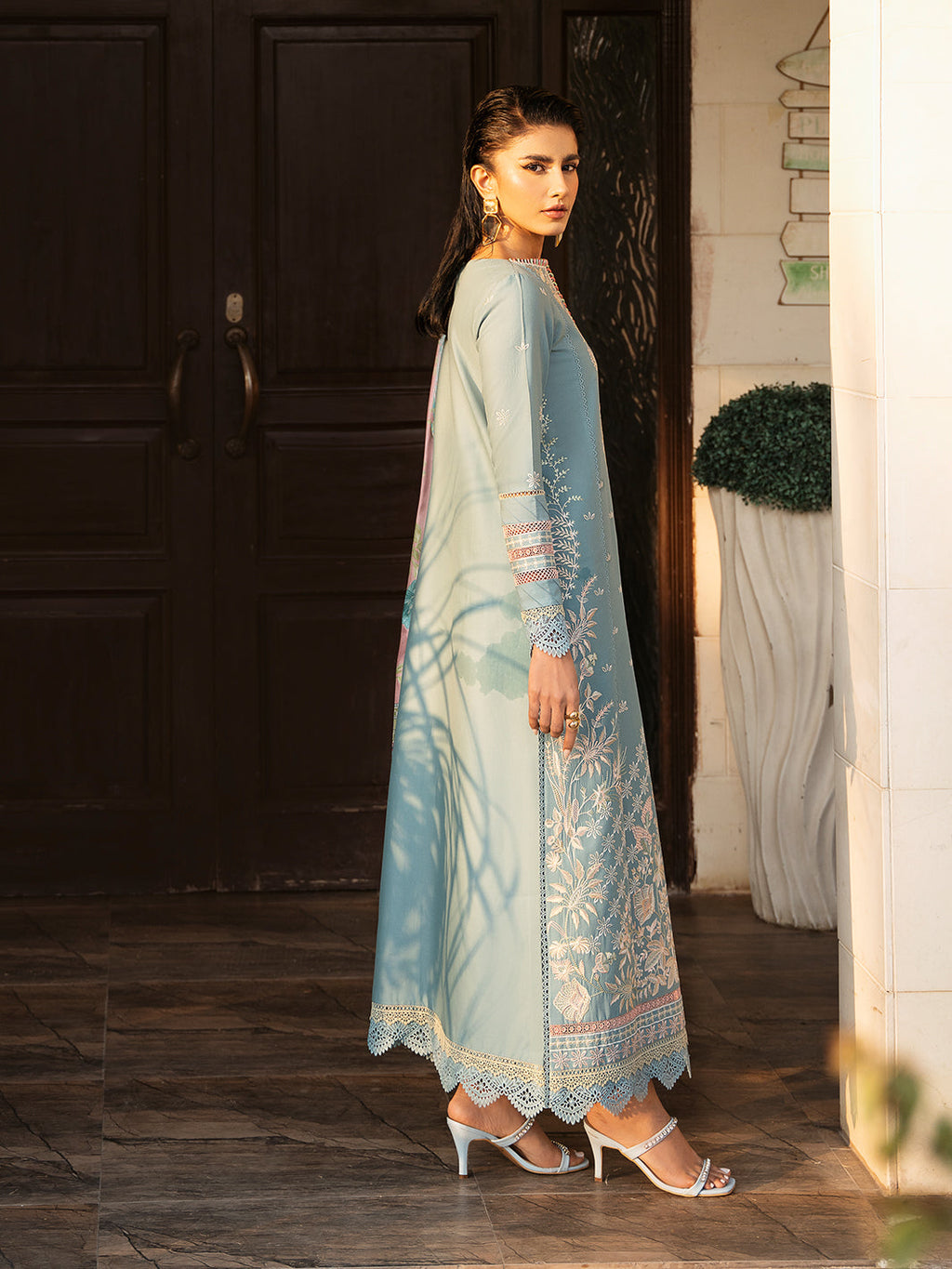 BIN ILYAS-UNSTITCHED 3PC DHANAK HEAVY EMBROIDERED SUIT-PK-5800