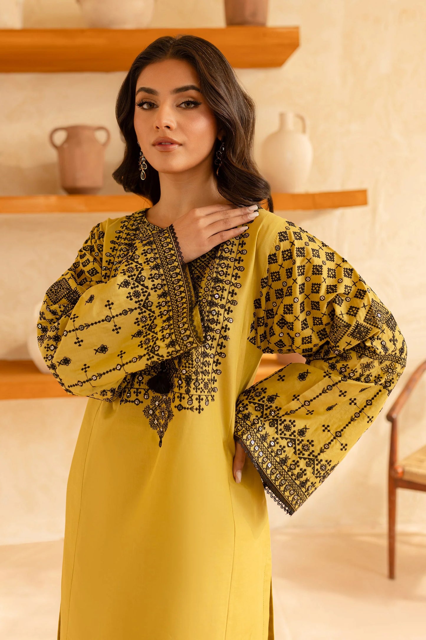 BATIK-2PC SEQUIN LAWN EMBROIDERED SHIRT WITH SEQUIN LAWN EMBROIDERED TROUSER-PK-5640