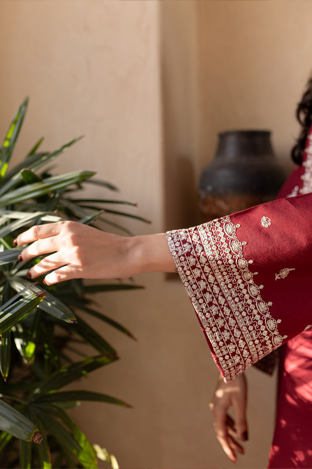BATIK-UNSTITCHED 2PC EMBROIDERED LAWN DRESS-PK-5686