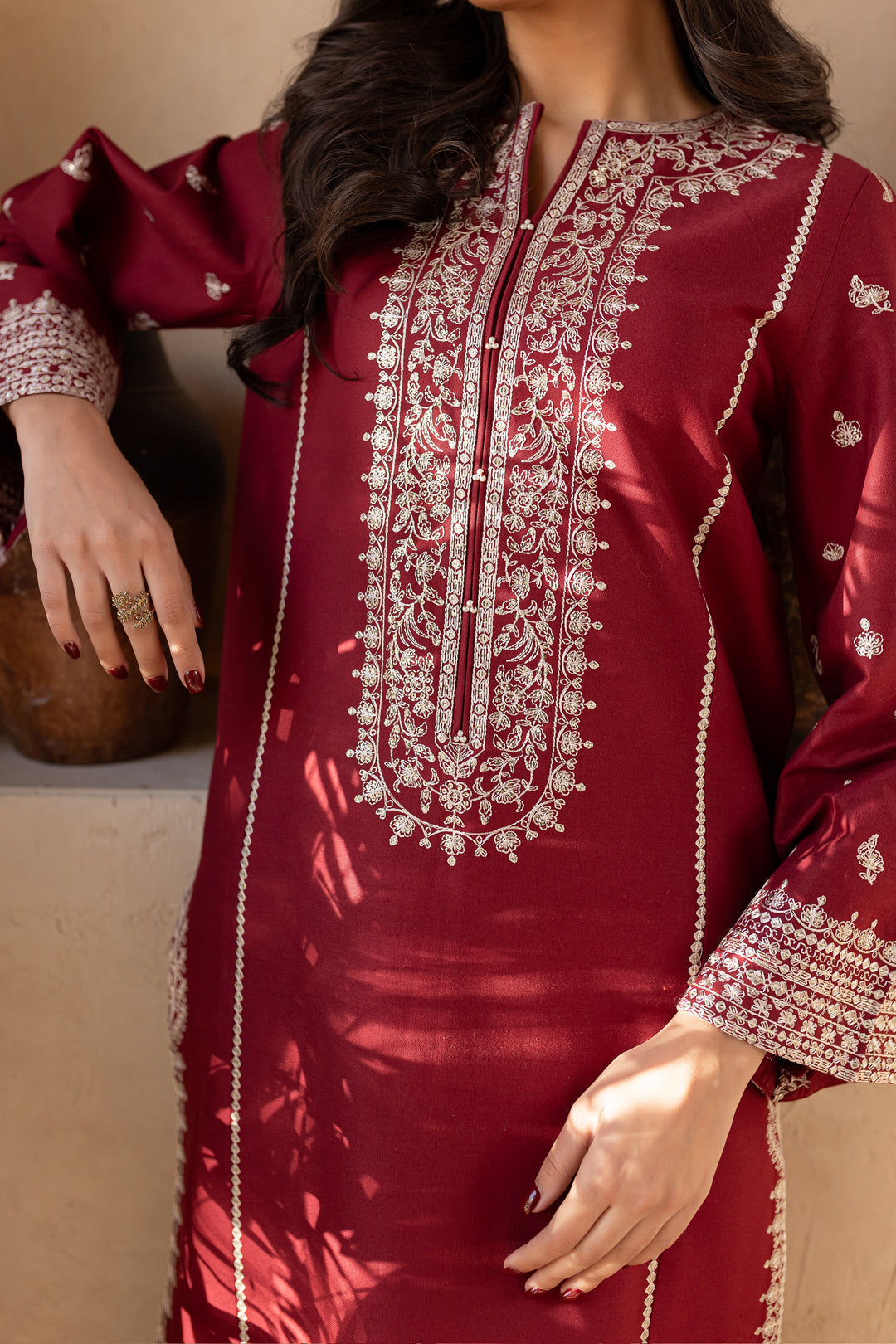 BATIK-UNSTITCHED 2PC EMBROIDERED LAWN DRESS-PK-5686