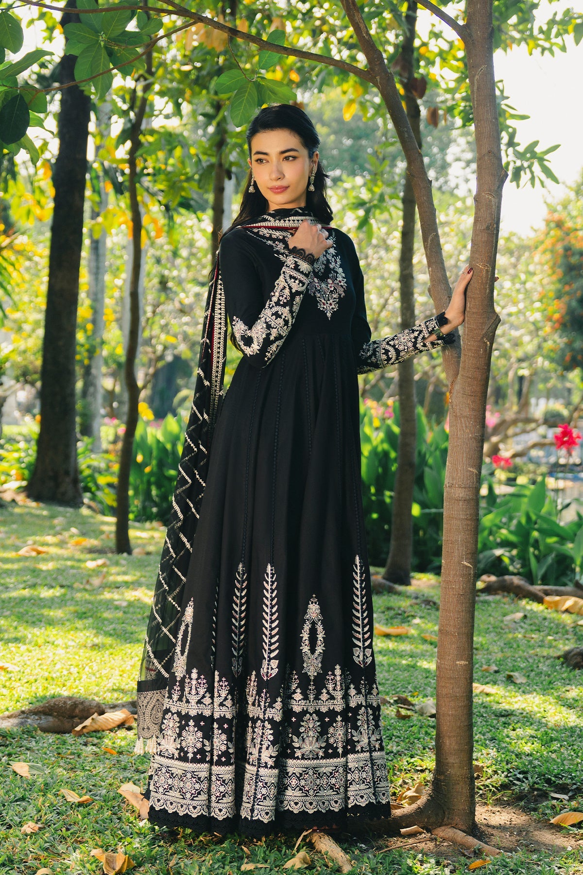 AFROZEH-UNSTITCHED 3PC LAWN EMBROIDERED FROCK-PK-4921