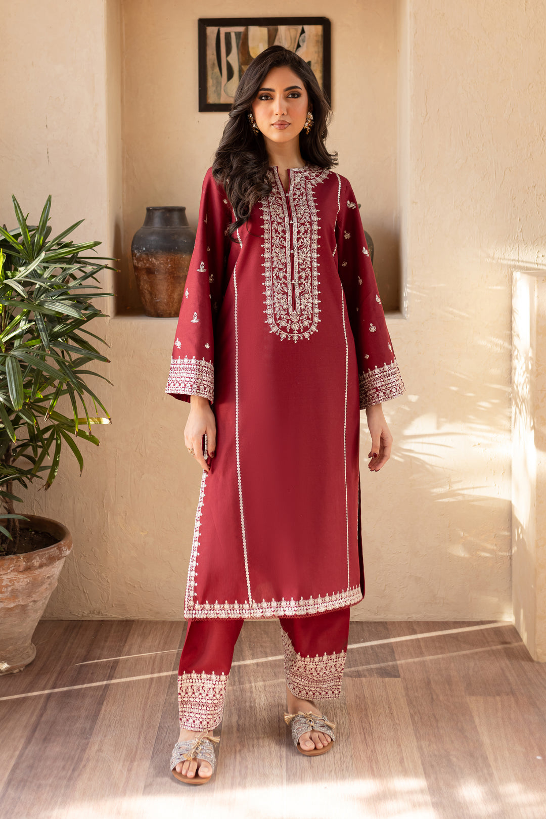 BATIK-UNSTITCHED 2PC EMBROIDERED LAWN DRESS-PK-5686