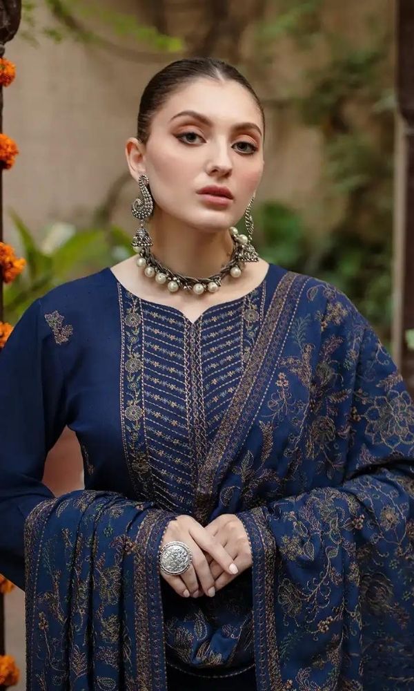BAREEZE - UNSTITCHED 3PC DHANAK HEAVY EMBROIDERED SUIT-PK-5740