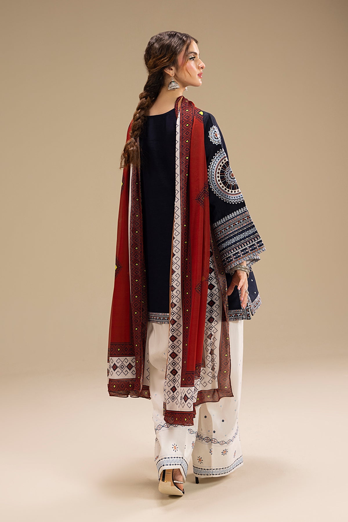 JAZMIN - UNSTITCHED 3PC DHANAK EMBROIDERED SUIT-PK-5730