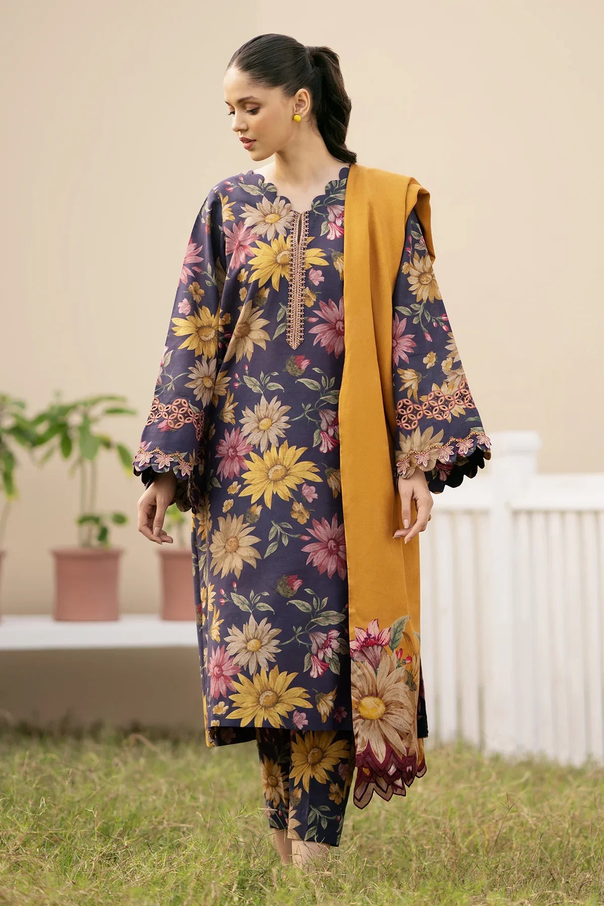 BAROQUE-UNSTITCHED 3PC KHADDAR PRINTED SUIT-PK-2630