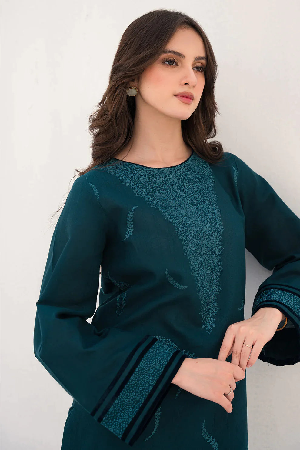 JAZMIN 2PC -DHANAK HEAVY EMBROIDERED SHIRT  WITH HEAVY EMBROIDERED SLEEVES & TROUSER- EP-5078