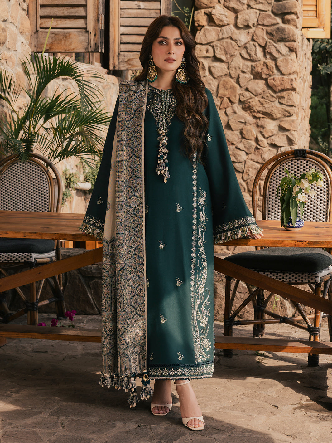 IZEL-UNSTITCHED 3PC DHANAK EMBROIDERED SUIT-PK-5322