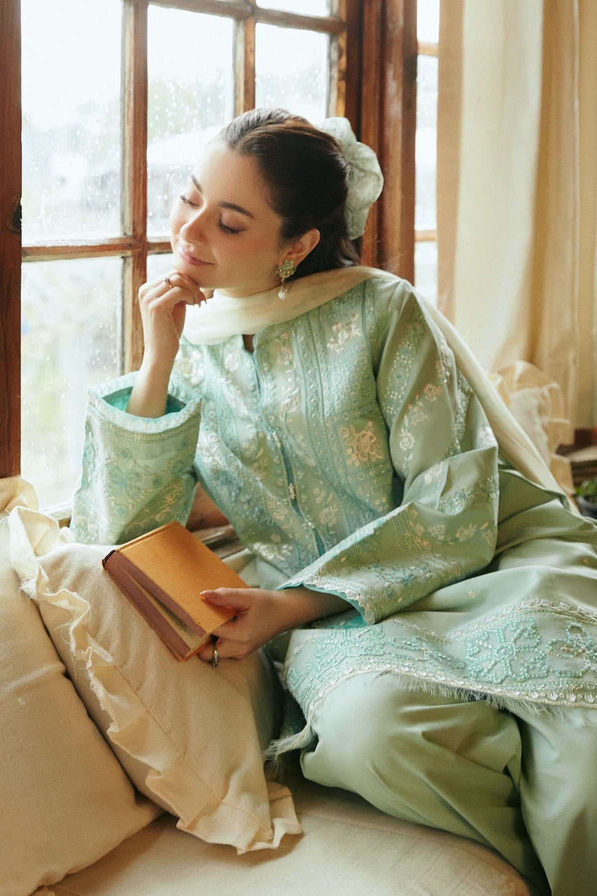 ZAHRA SHAH JAHAN- UNSTITCHED 3PC DHANAK EMBROIDERED SUIT-PK-3531