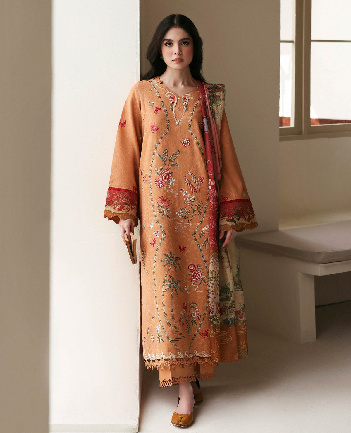 REPUBLIC WOMENSWEAR-UNSTITCHED 3PC KARANDI EMBROIDERED SUIT-PK-5247