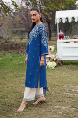 BATIK- UNSTITCHED 3PC LAWN EMBROIDERED SUIT-PK-4812
