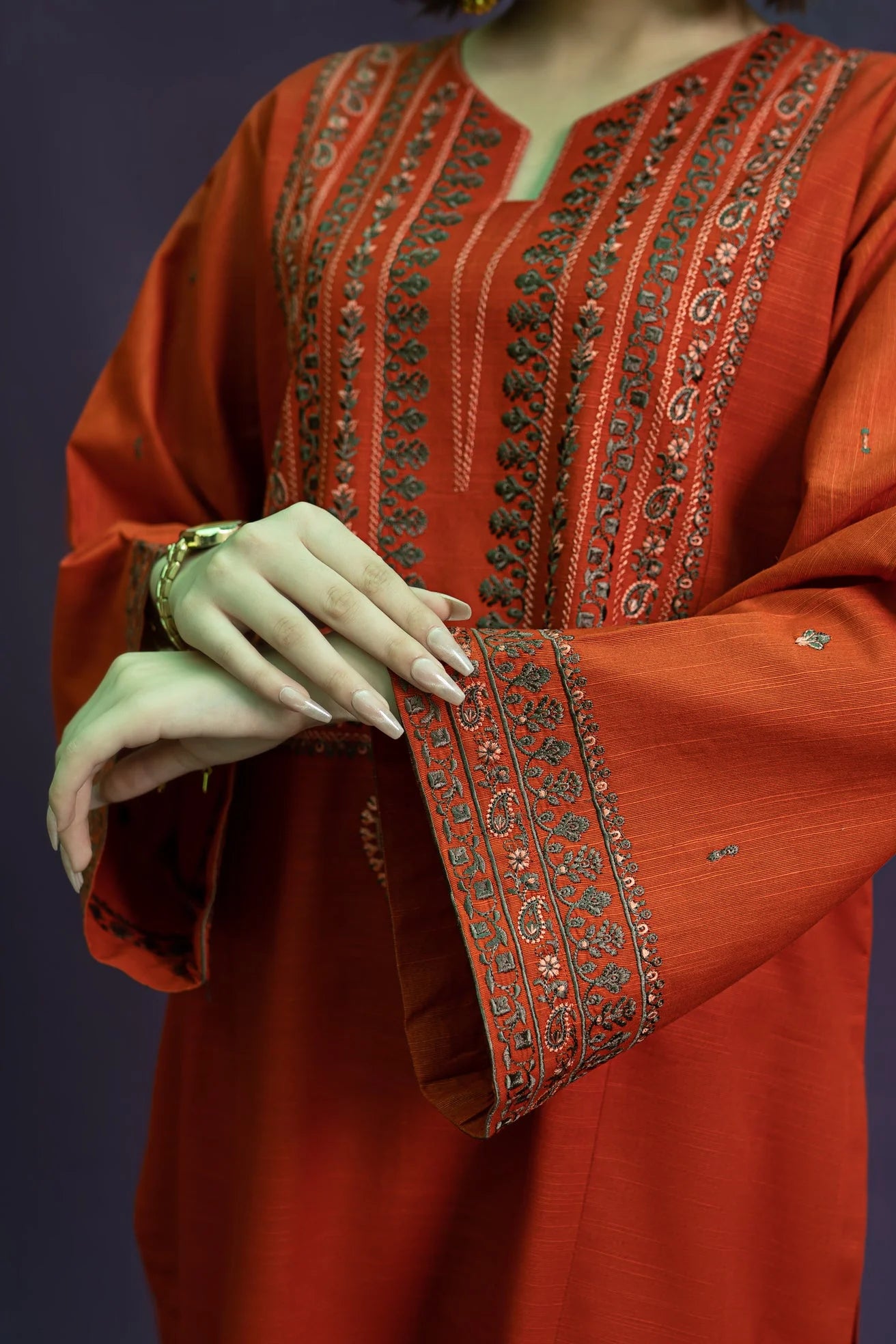 URGE-2PC LAWN EMBROIDRED SHIRT WITH AND EMBROIDRED TROUSER-PK-3126