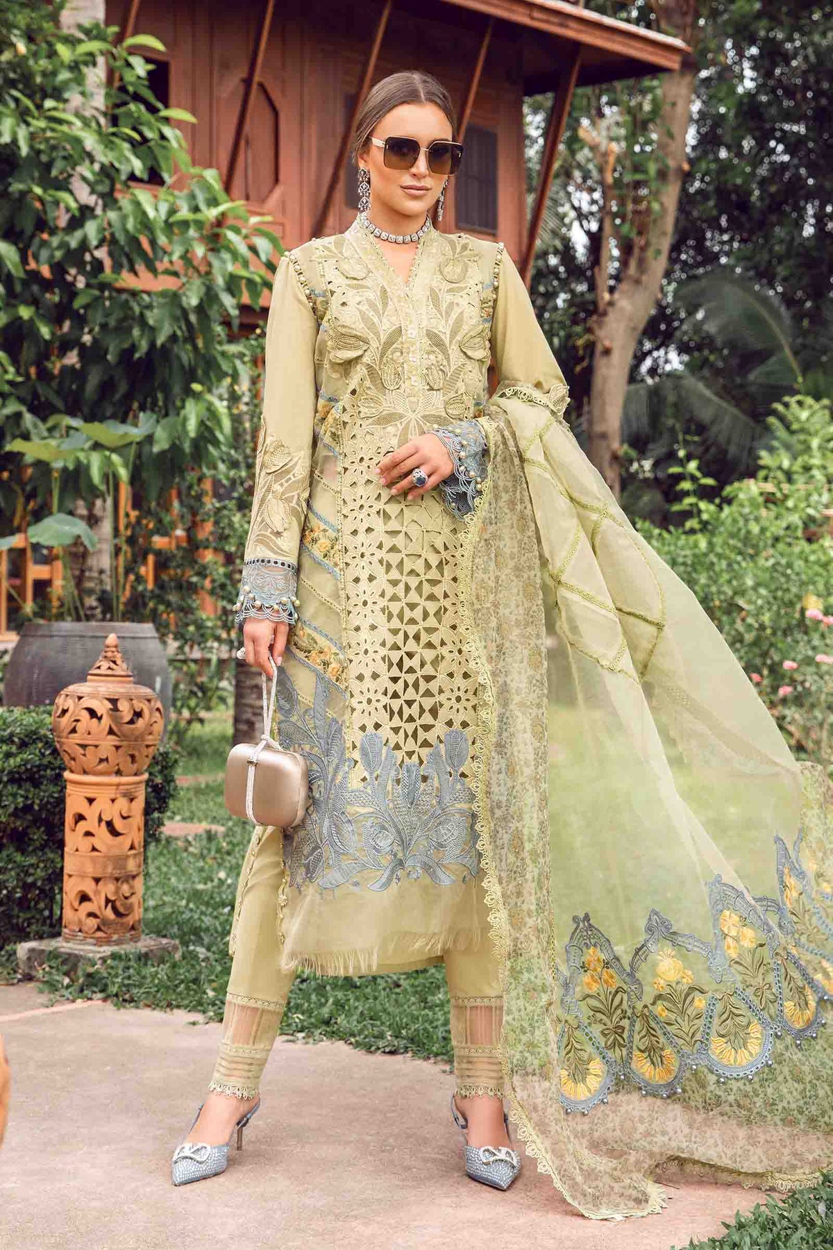 MARIA.B-UNSTITCHED 3PC LAWN HEAVY EMBROIDERED SUIT-PK-4606