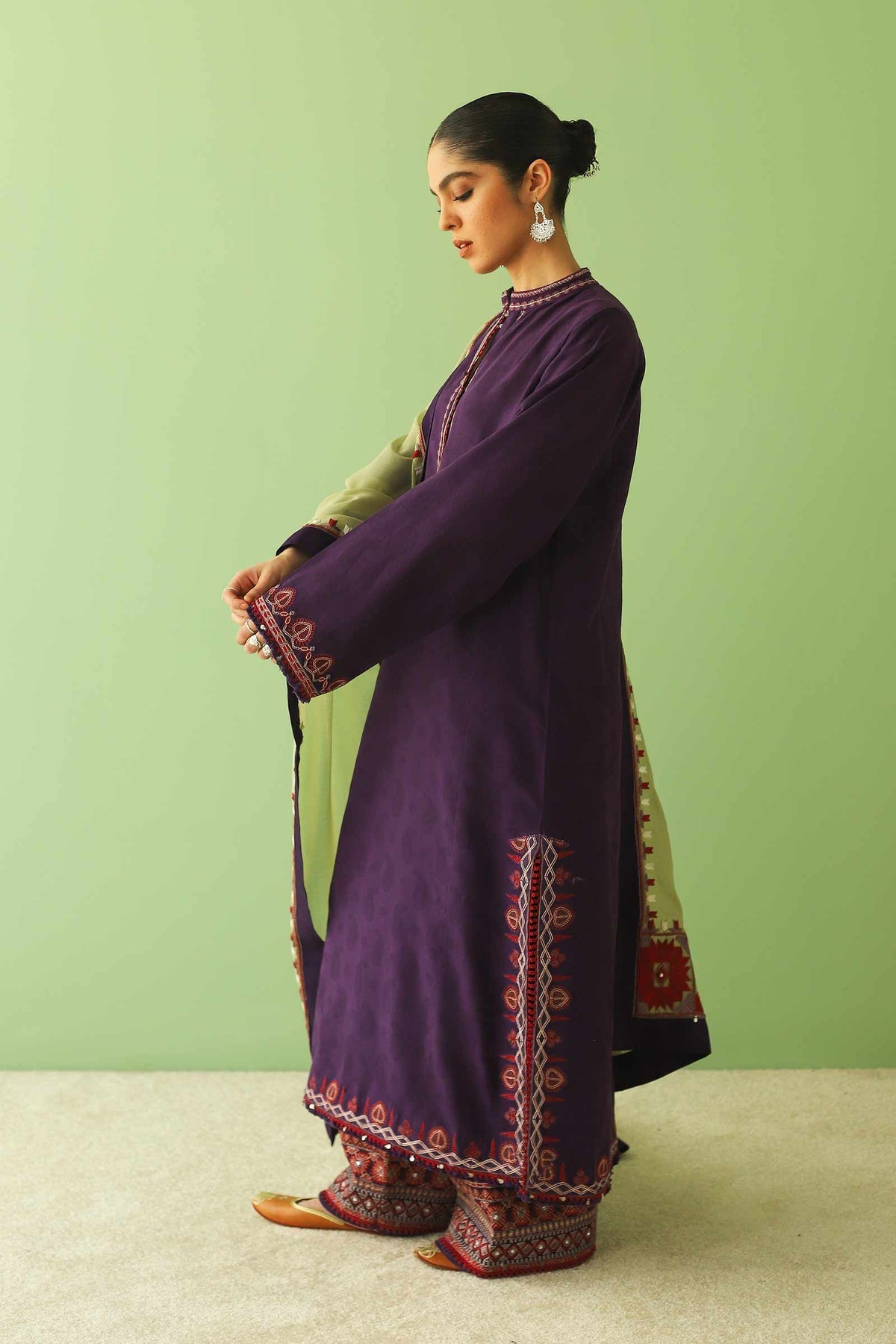 ZARASHAHJAHAN- 3PC DHANAK EMBROIDERED SHIRT WITH DHANAK EMBROIDERED SHAWL AND EMBROIDERED DHANAK TROUSER- EP-5037
