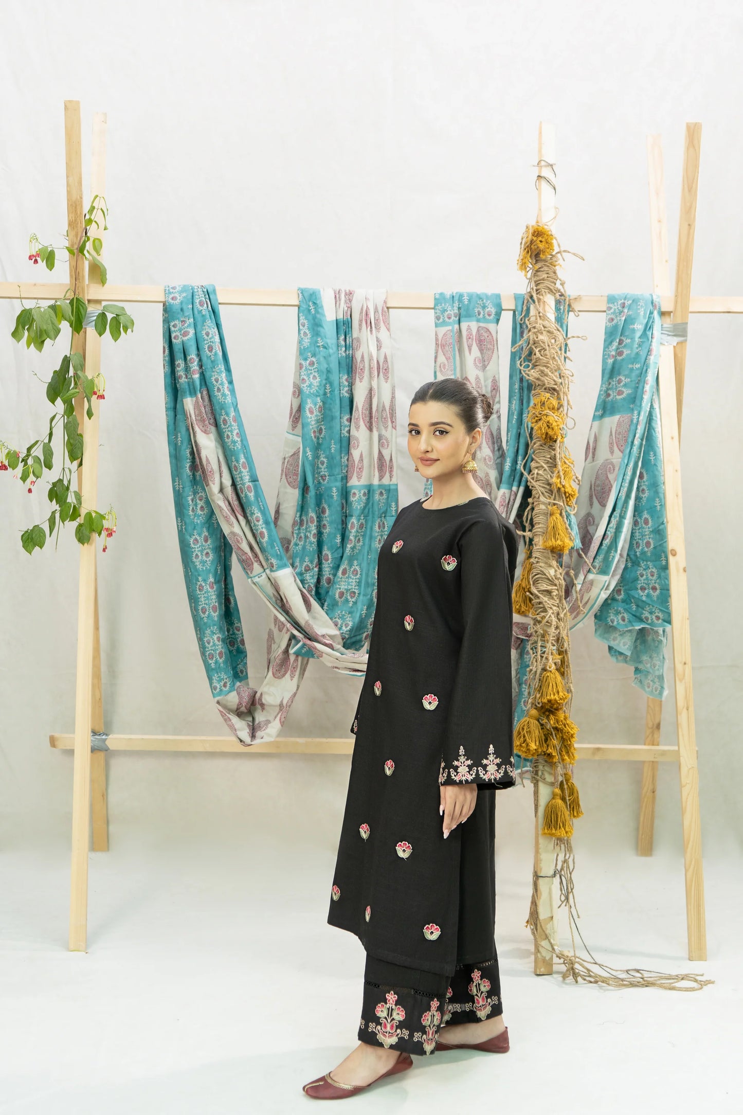 URGE-2PC DHANAK EMBROIDERED SHIRT WITH DHANAK EMBROIDERED TROUSER-EP-5009