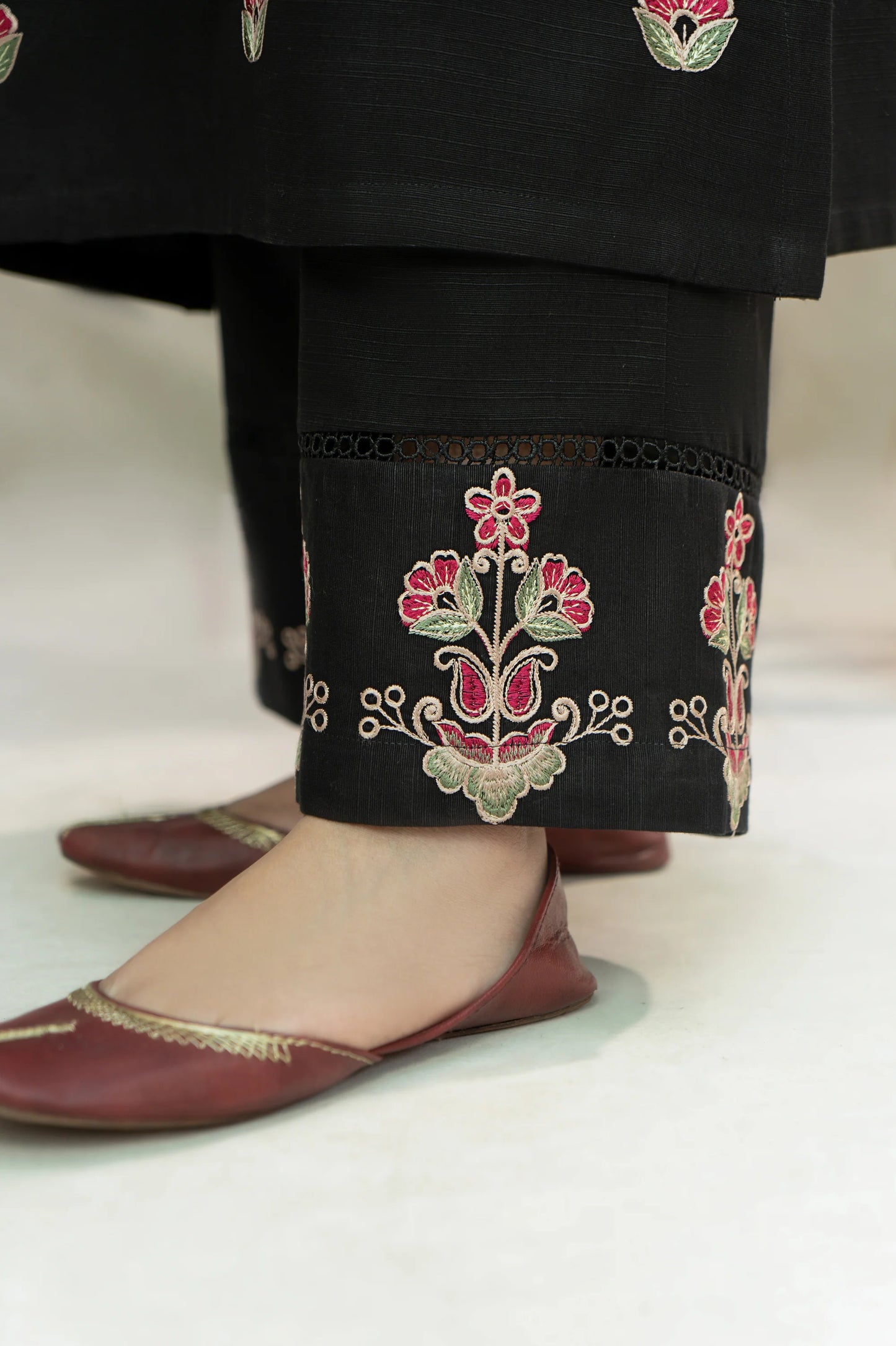 URGE-2PC DHANAK EMBROIDERED SHIRT WITH DHANAK EMBROIDERED TROUSER-EP-5009