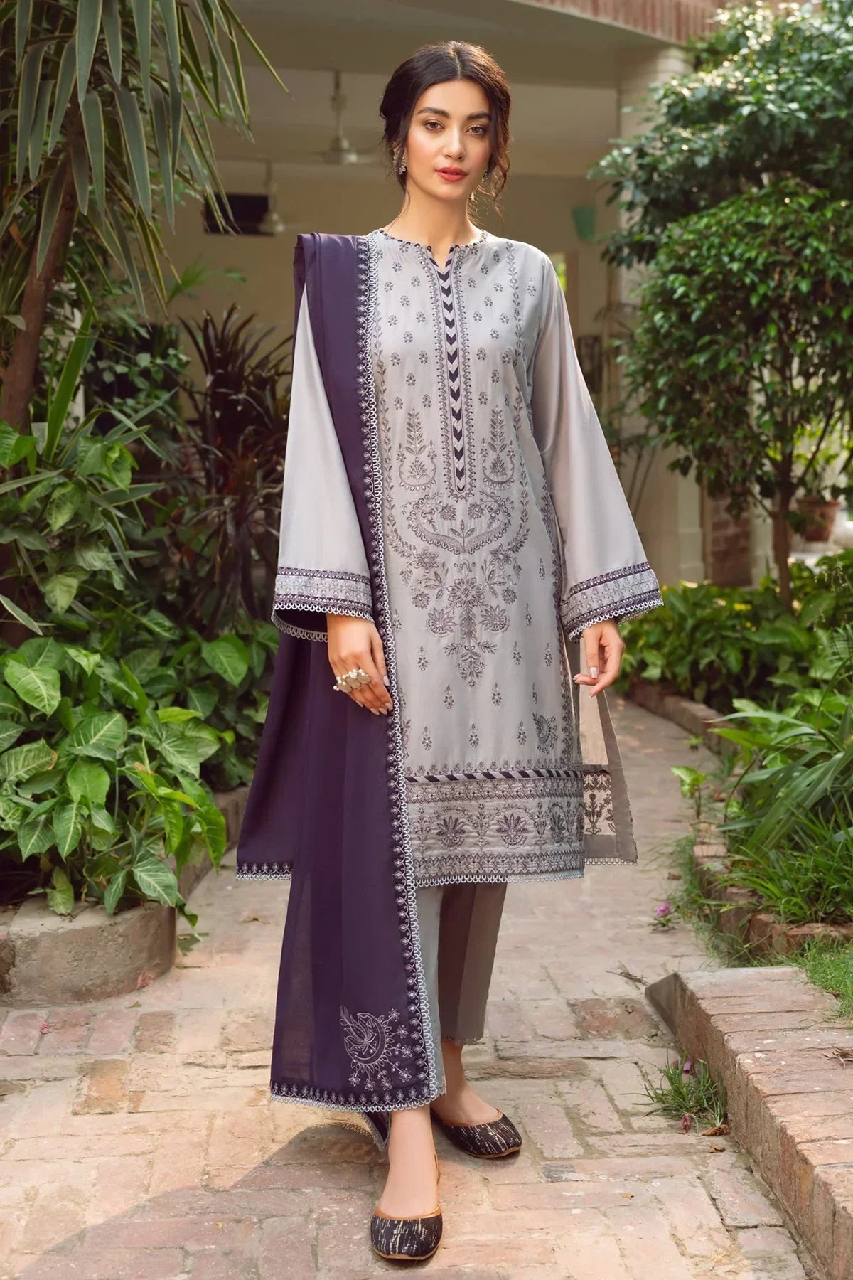 JAZMIN-3PC LAWN EMBROIDERED SHIRT WITH MONARK EMBROIDERED DUPATTA & TROUSER-PK-3143